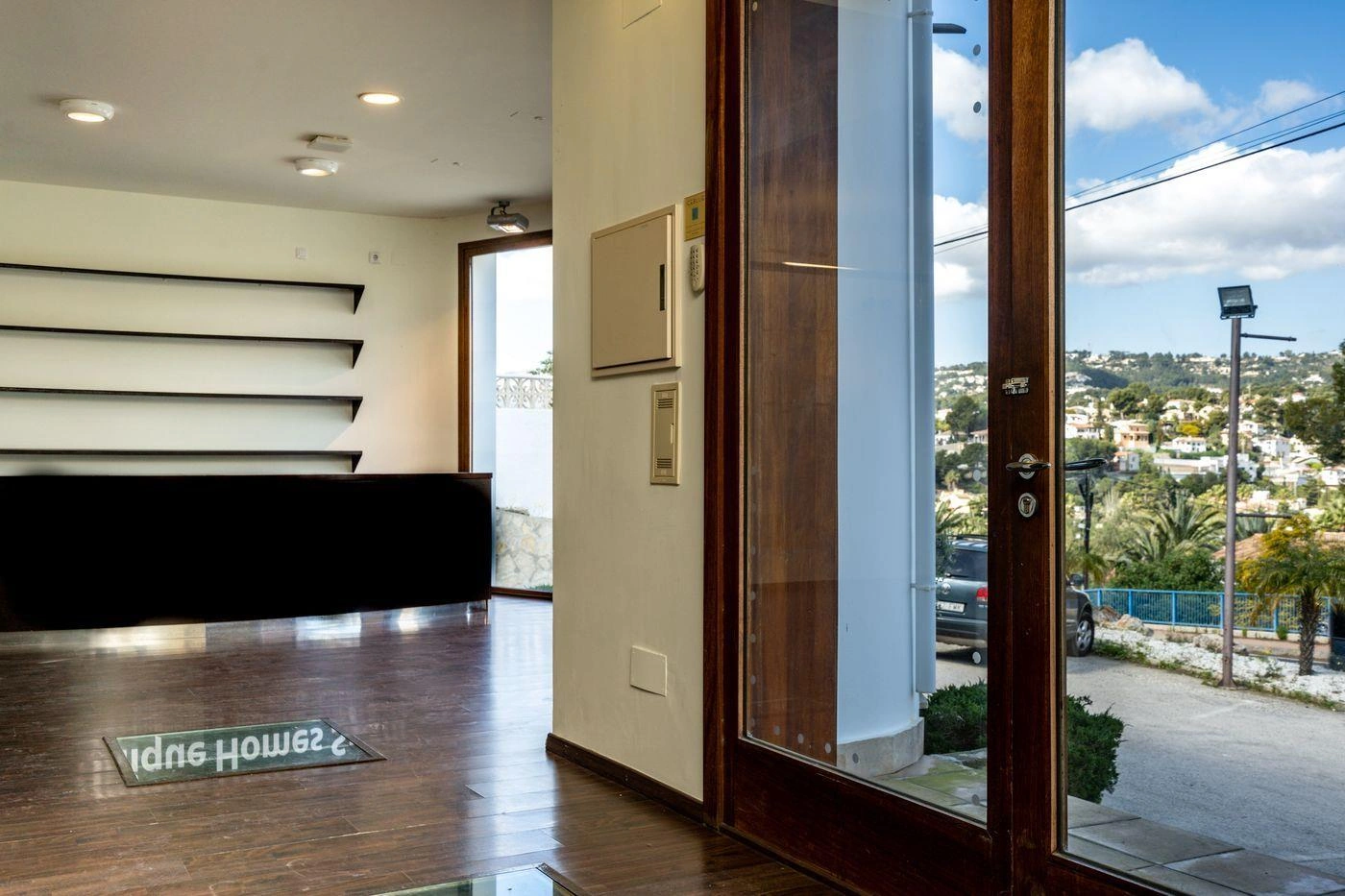 CR607087 - Local comercial con vivienda a la venta en Moraira