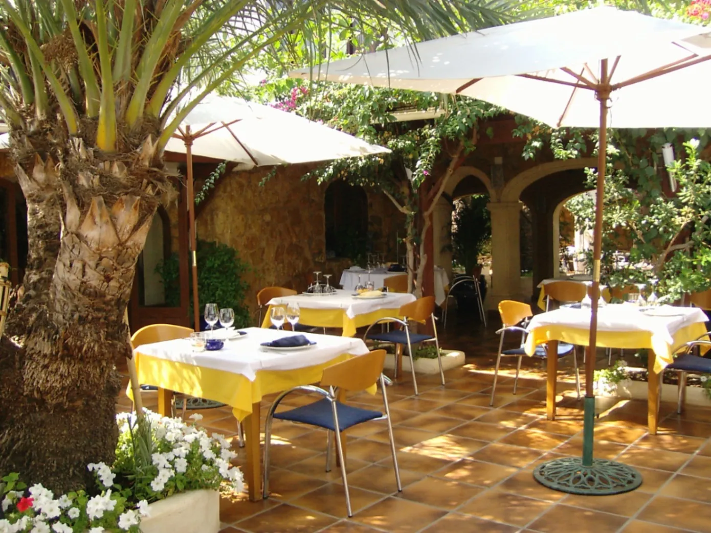 CR456327 - RESTAURANTE/ HOTEL Y VIVIENDA