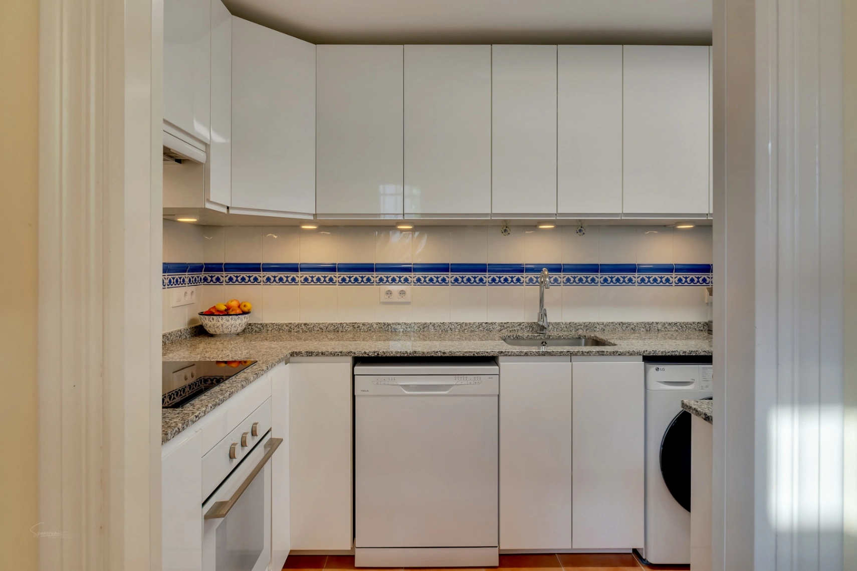 4791 - Apartamento con gran terraza a tan solo 50 Metros de la playa