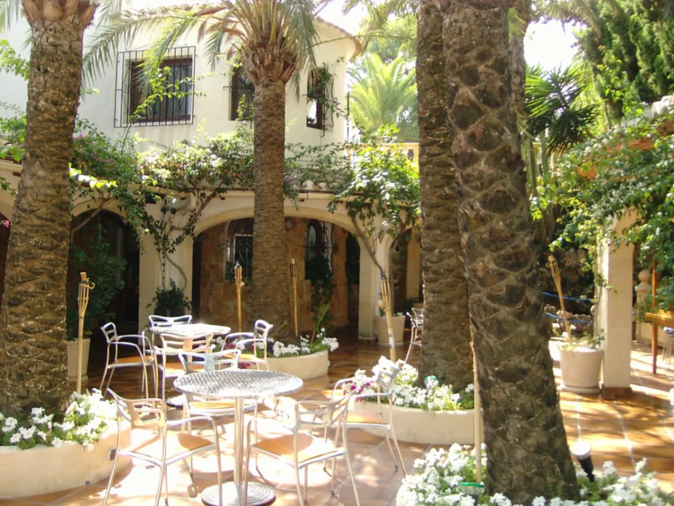 CR456327 - RESTAURANTE/ HOTEL Y VIVIENDA