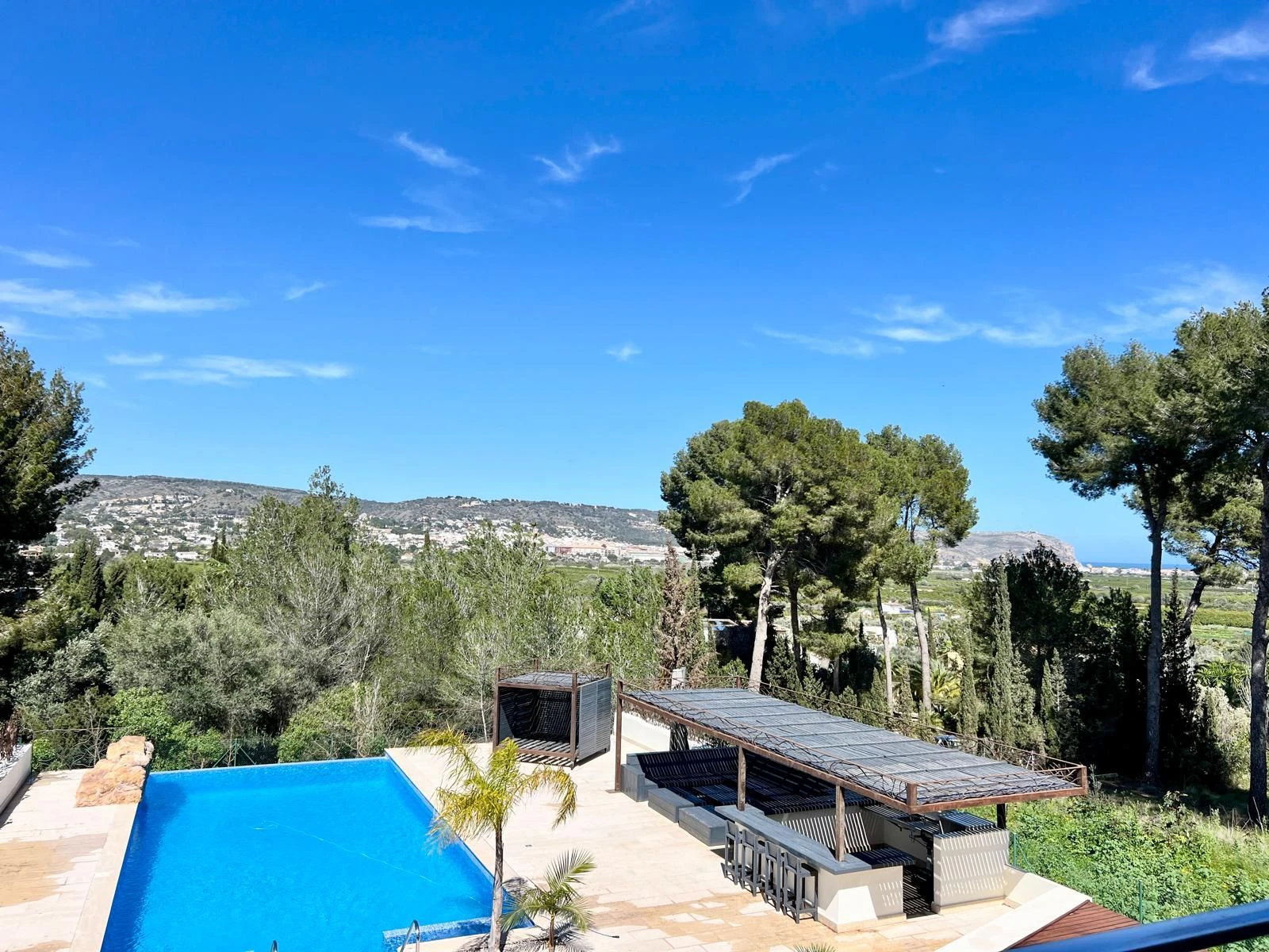 CRGG587472 - Lujosa villa con vistas al mar y la montaña