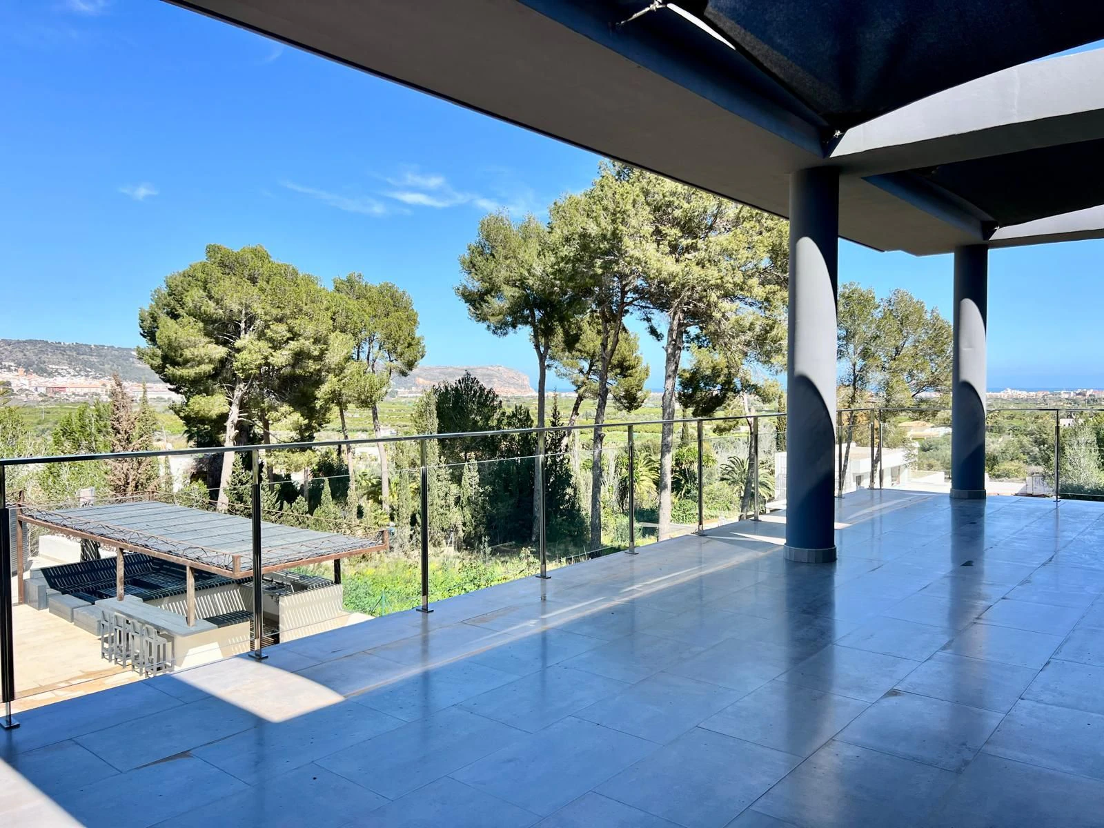 CRGG587472 - Lujosa villa con vistas al mar y la montaña