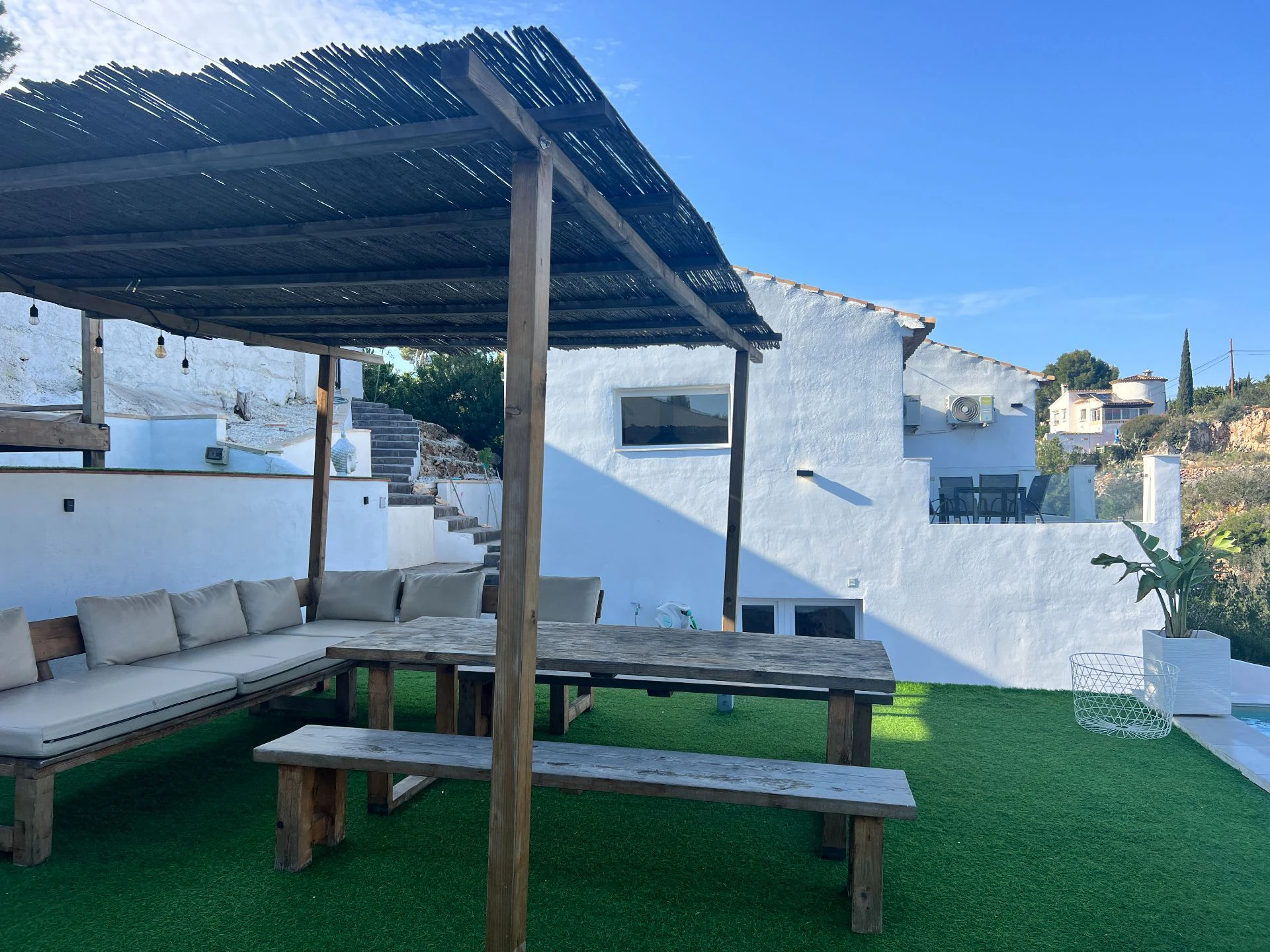 CRGG704237 - Villa de estilo ibicenco con vistas al mar en Denia