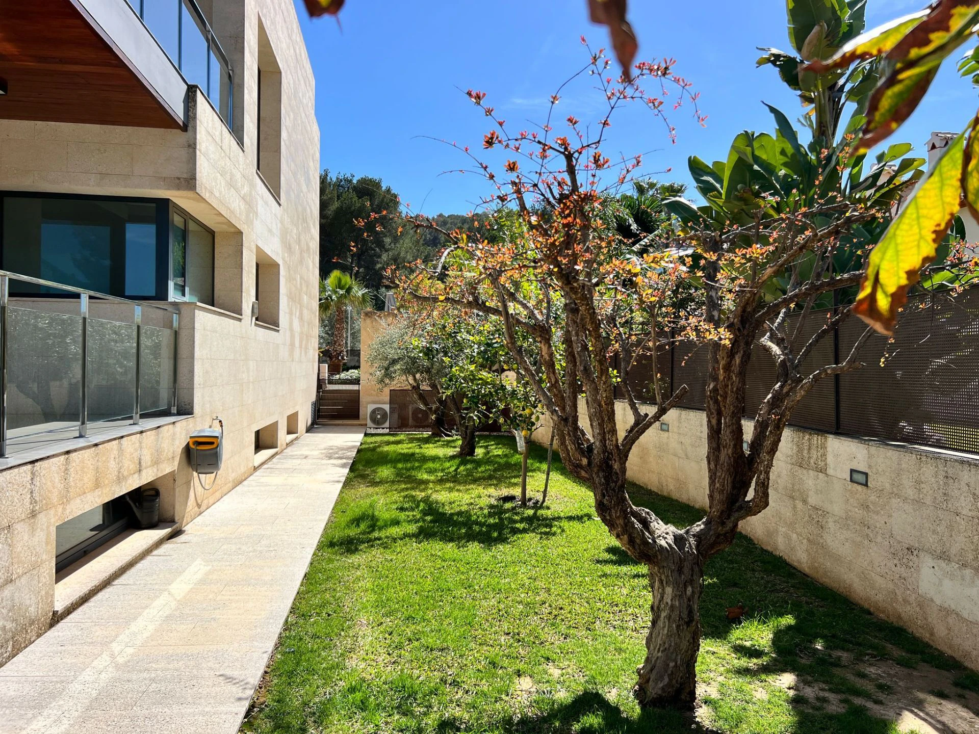 CRGG587472 - Lujosa villa con vistas al mar y la montaña