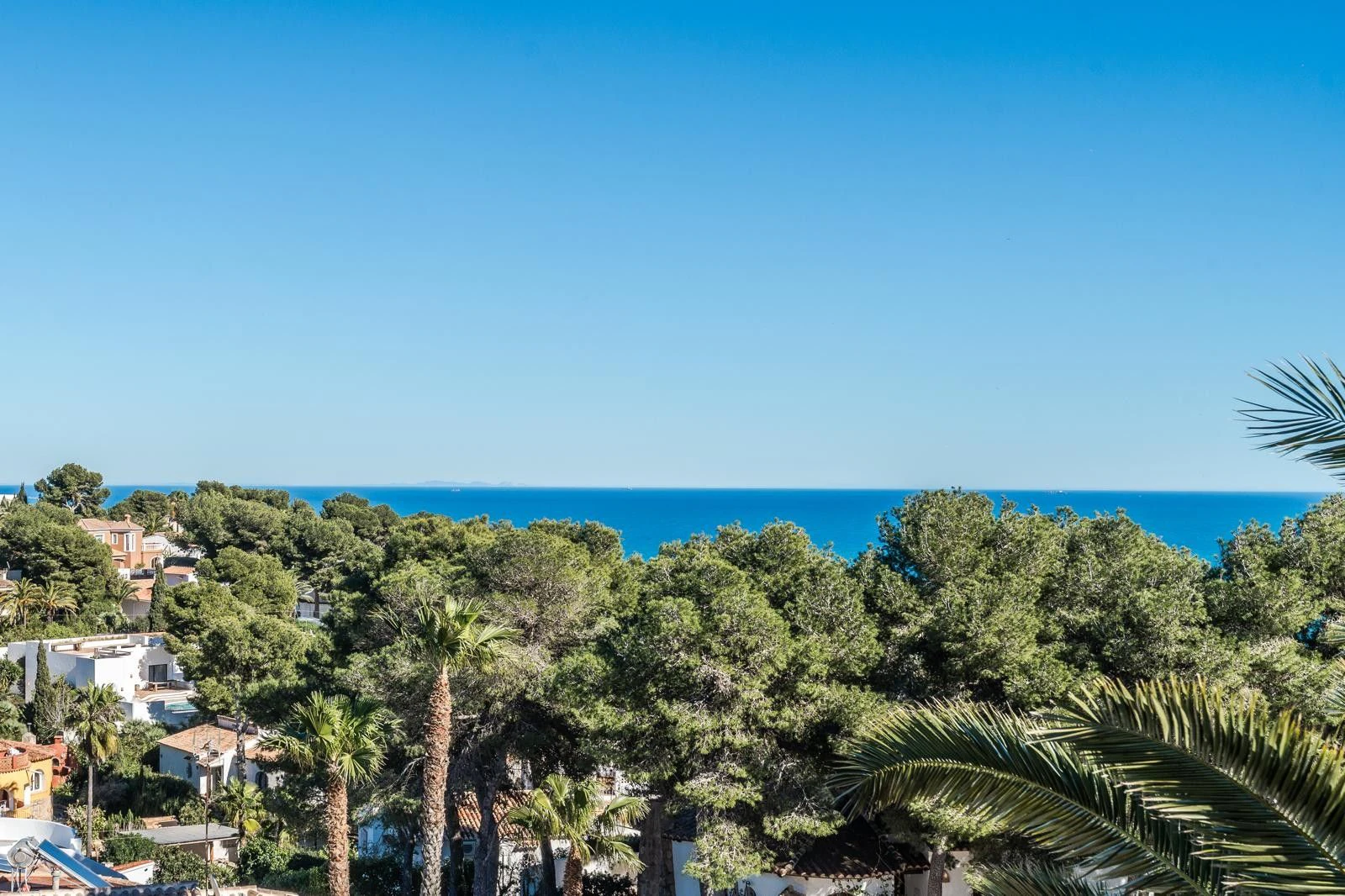 4842 - Luxury villa for sale in Jávea with pool, sea views, and independent apartment – Balcón al Mar, Costa Blanca