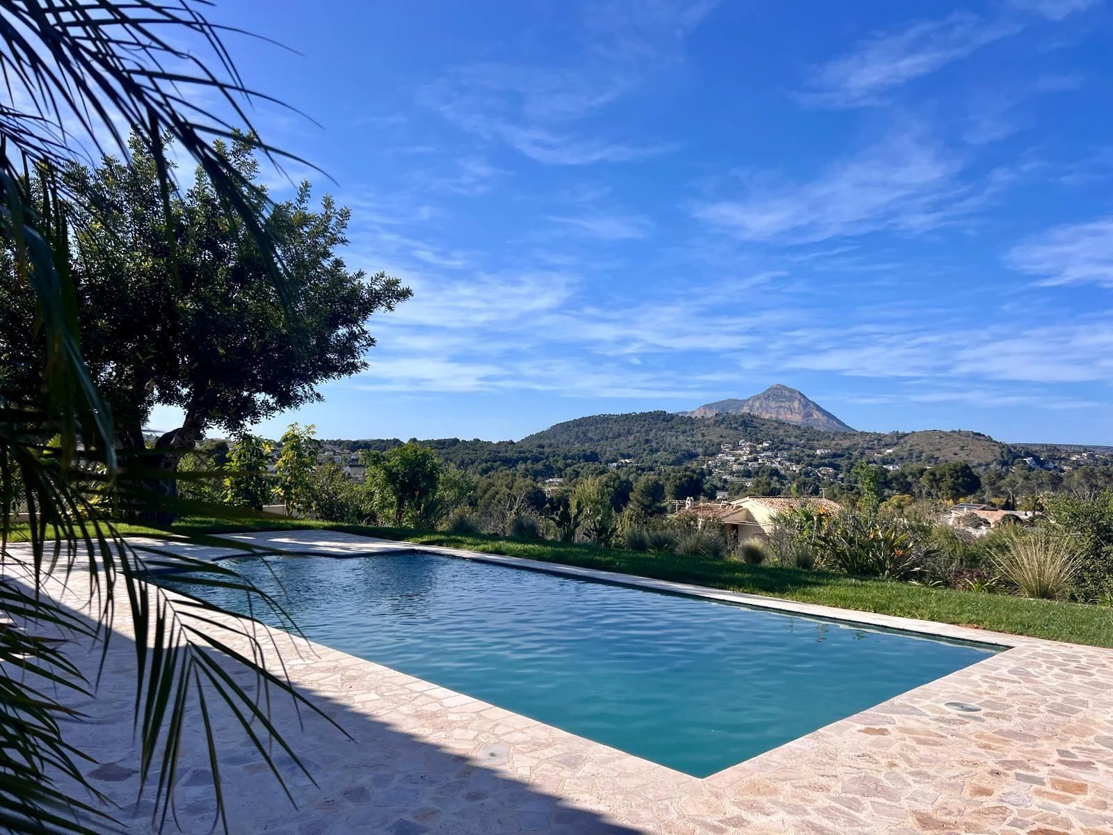 CRGG391763 - Villa de lujo llave en mano con un diseño elegante y unos espacios exteriores excepcionales