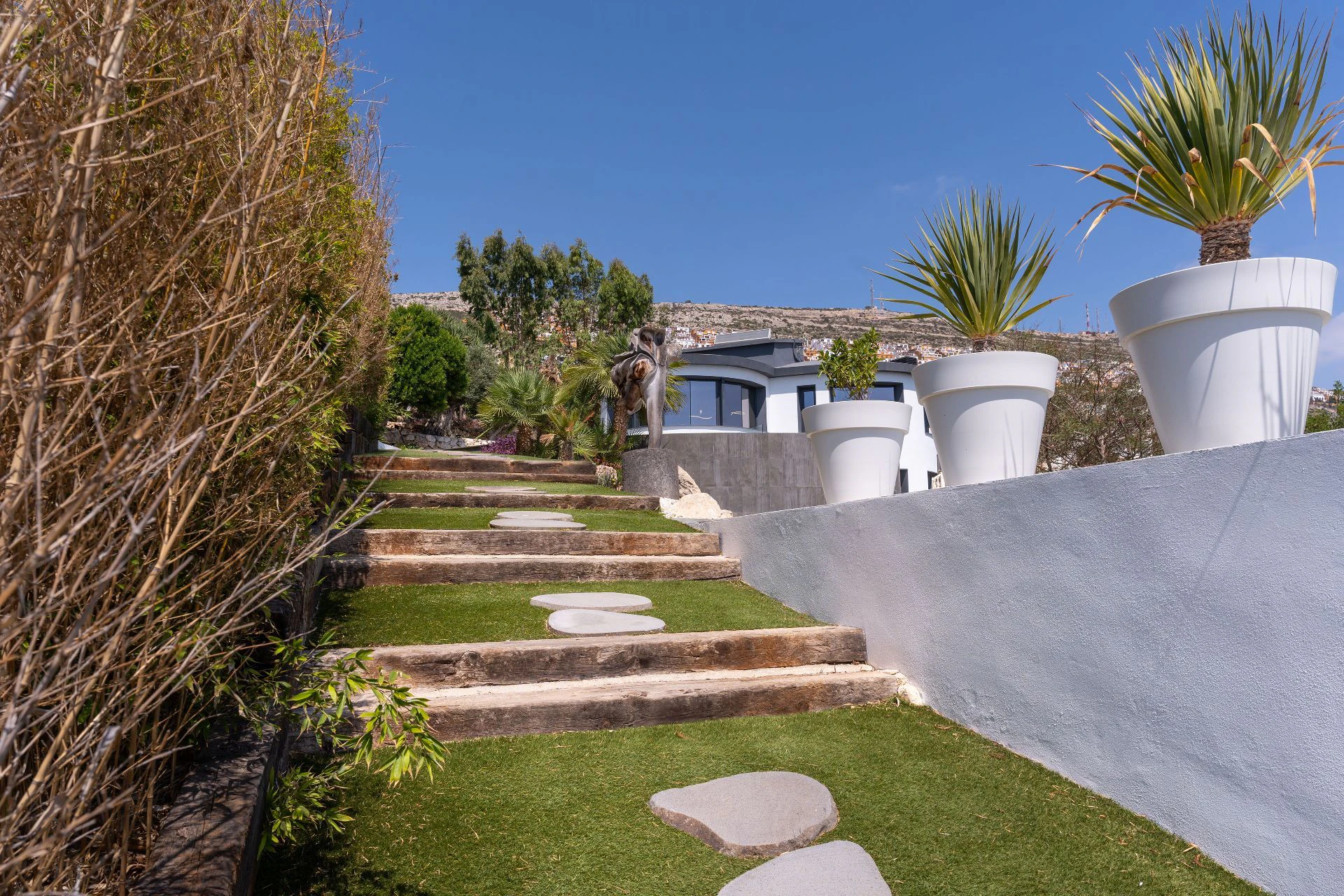 CRGG448828 - Villa con vistas al mar recientemente renovada