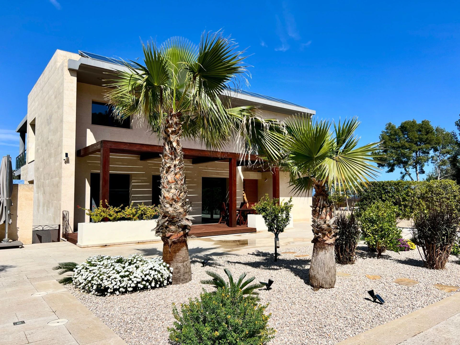 CRGG587472 - Lujosa villa con vistas al mar y la montaña