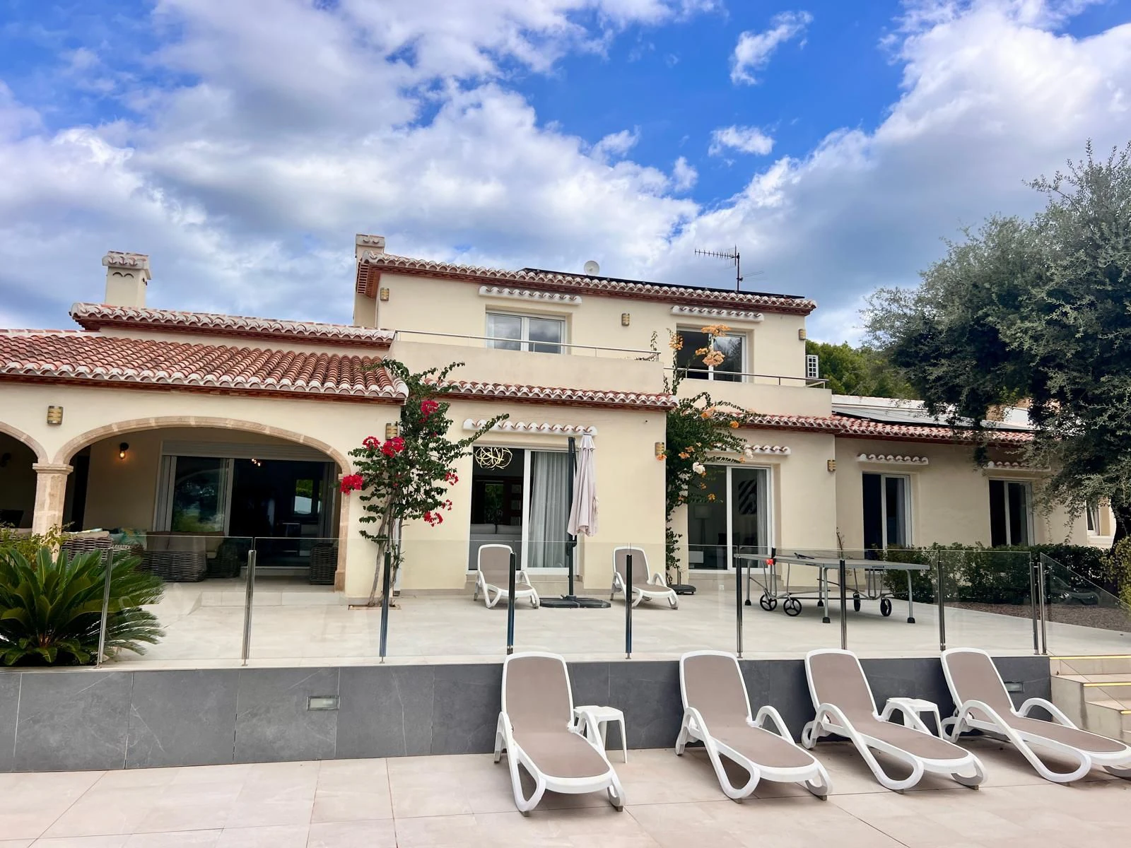 CRGG177388 - Villa De Lujo en venta en Jávea
