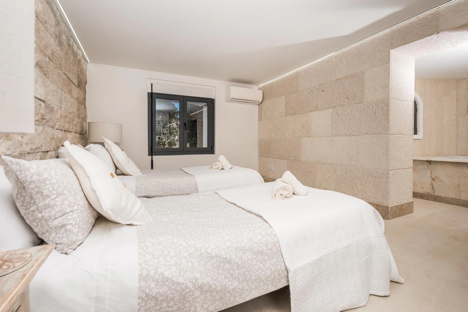4842 - Luxury villa for sale in Jávea with pool, sea views, and independent apartment – Balcón al Mar, Costa Blanca