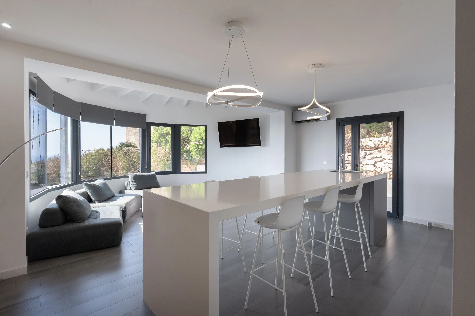 CRGG448828 - Villa con vistas al mar recientemente renovada