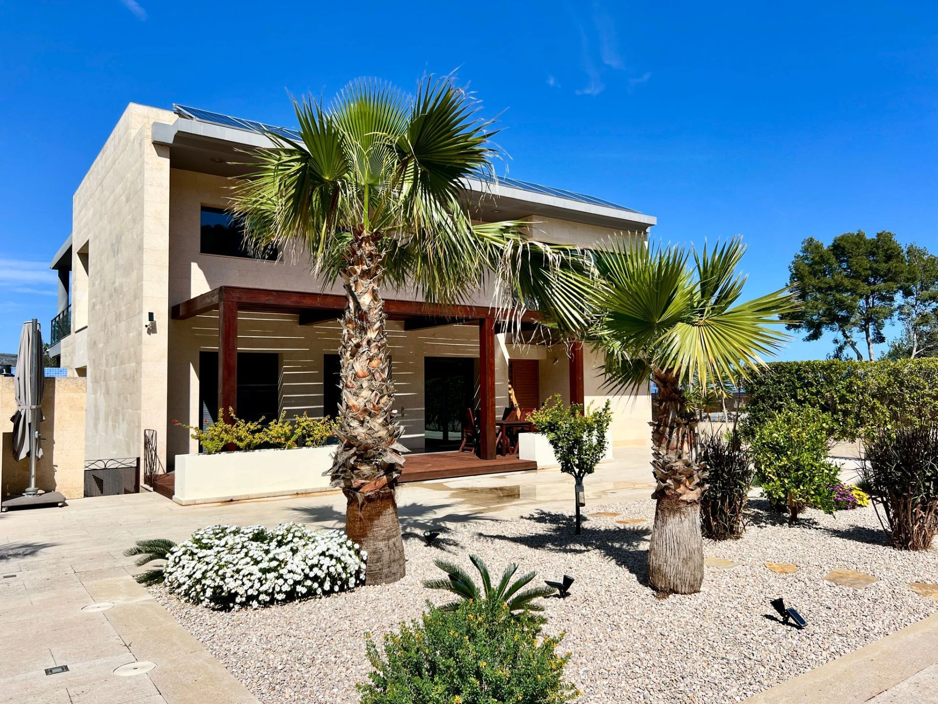 CRGG587472 - Lujosa villa con vistas al mar y la montaña