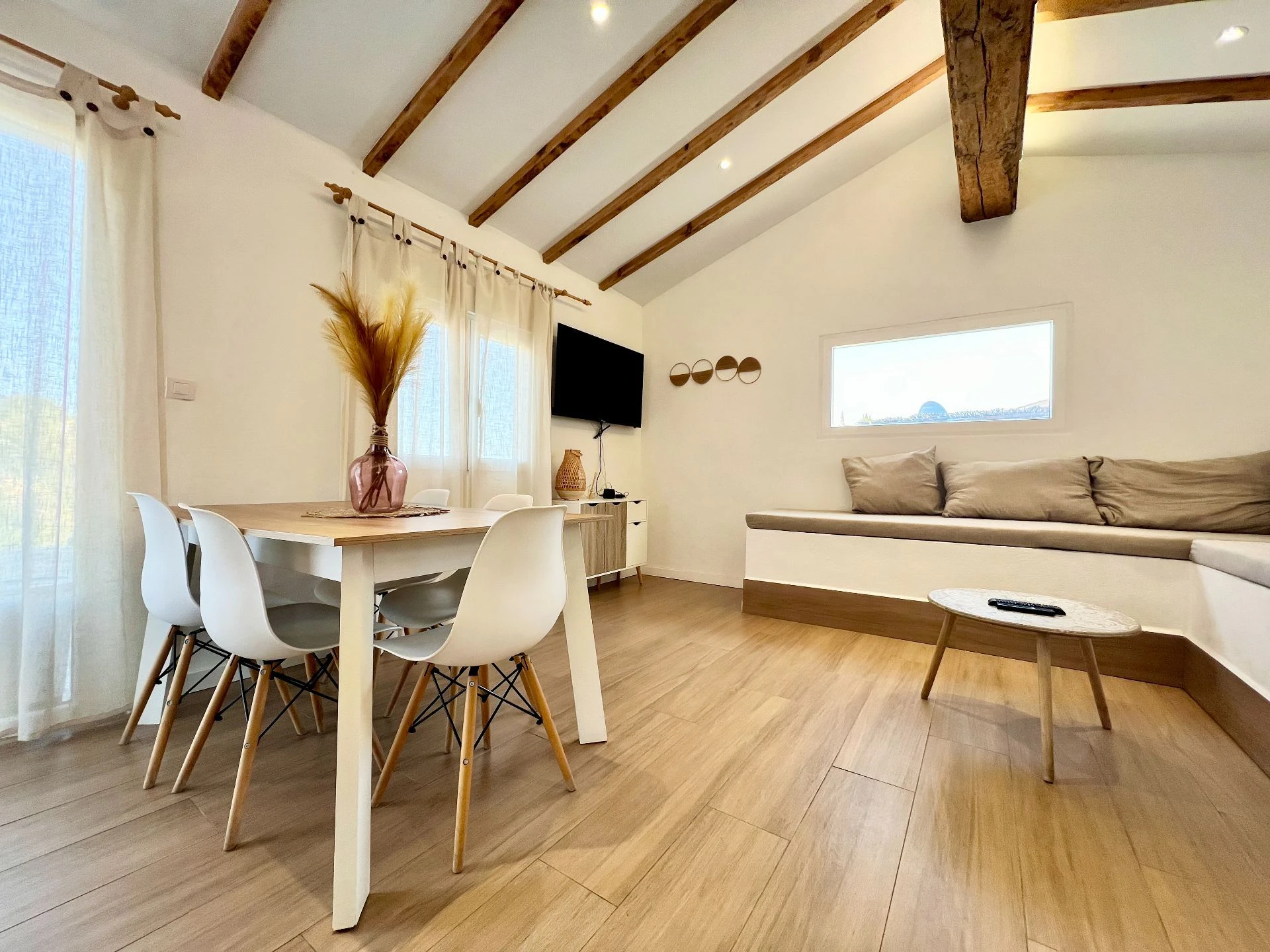 CRGG704237 - Villa de estilo ibicenco con vistas al mar en Denia