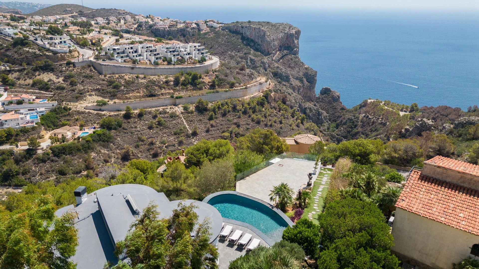 CRGG448828 - Villa con vistas al mar recientemente renovada