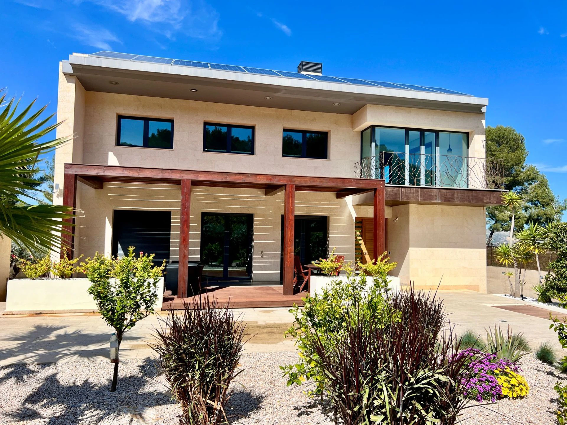 CRGG587472 - Lujosa villa con vistas al mar y la montaña