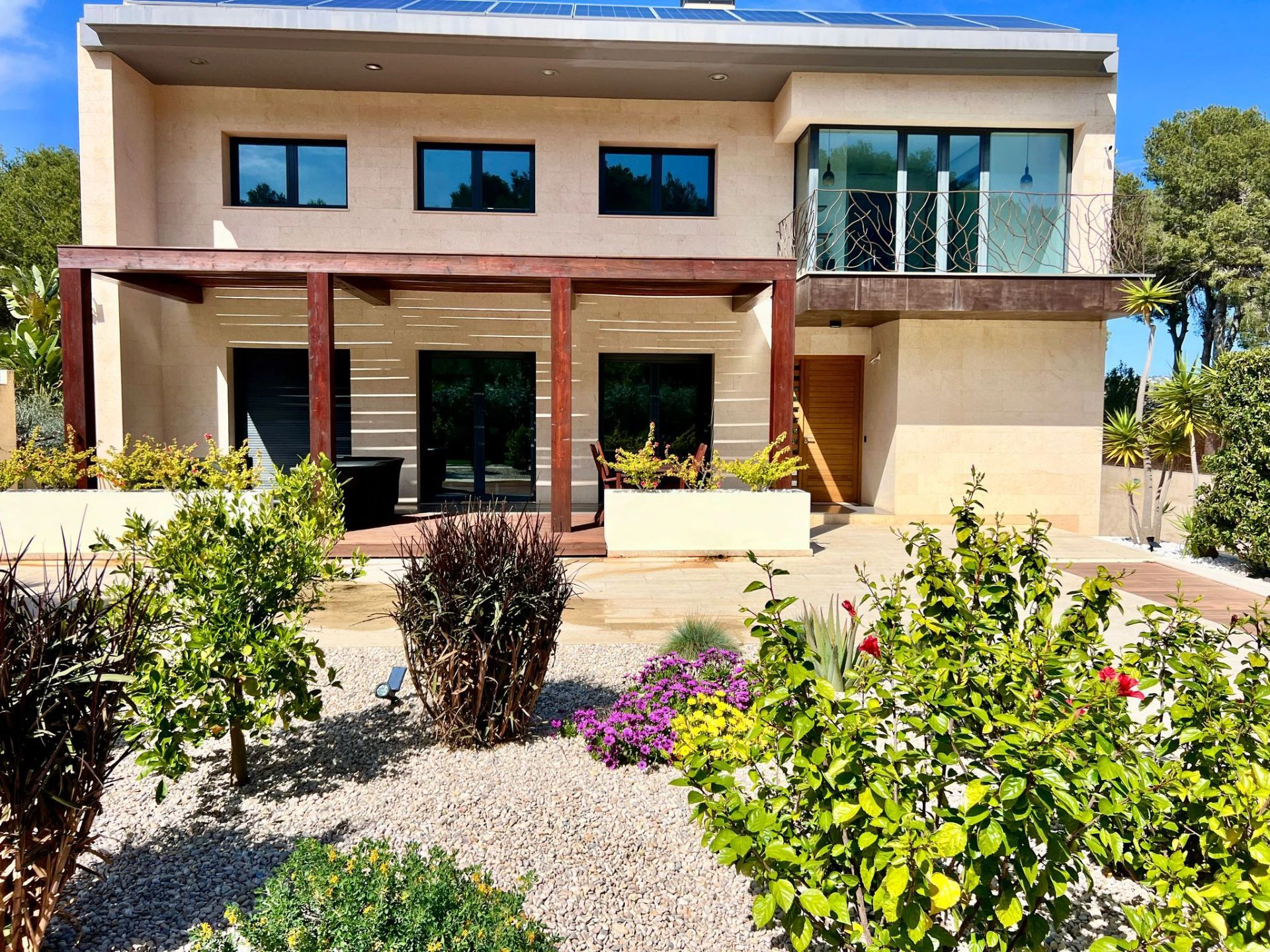 CRGG587472 - Lujosa villa con vistas al mar y la montaña