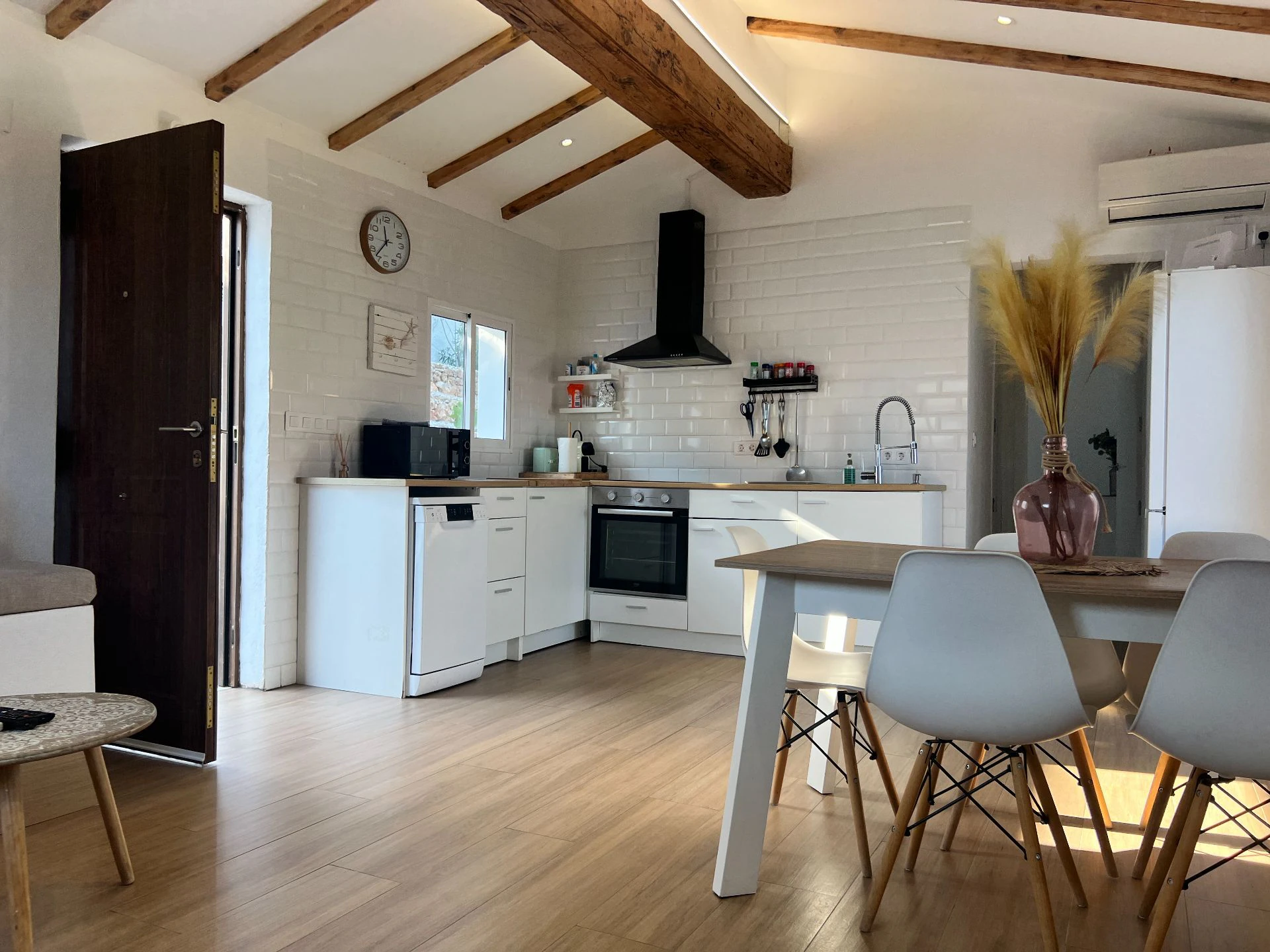 CRGG704237 - Villa de estilo ibicenco con vistas al mar en Denia