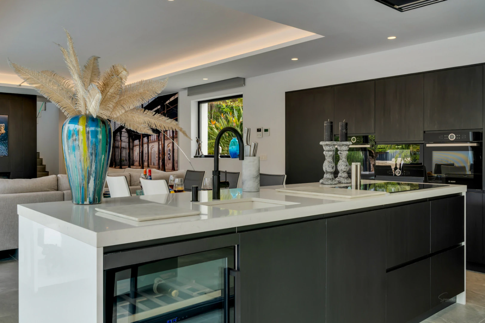 4845 - Spectacular villa (2023) with lots of privacy and high end features !