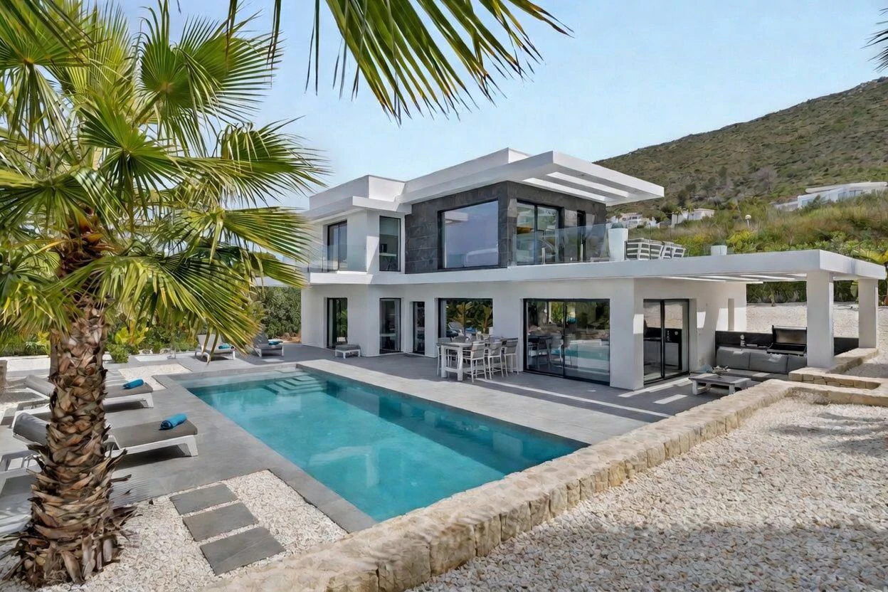 4845 - Spectacular villa (2023) with lots of privacy and high end features !