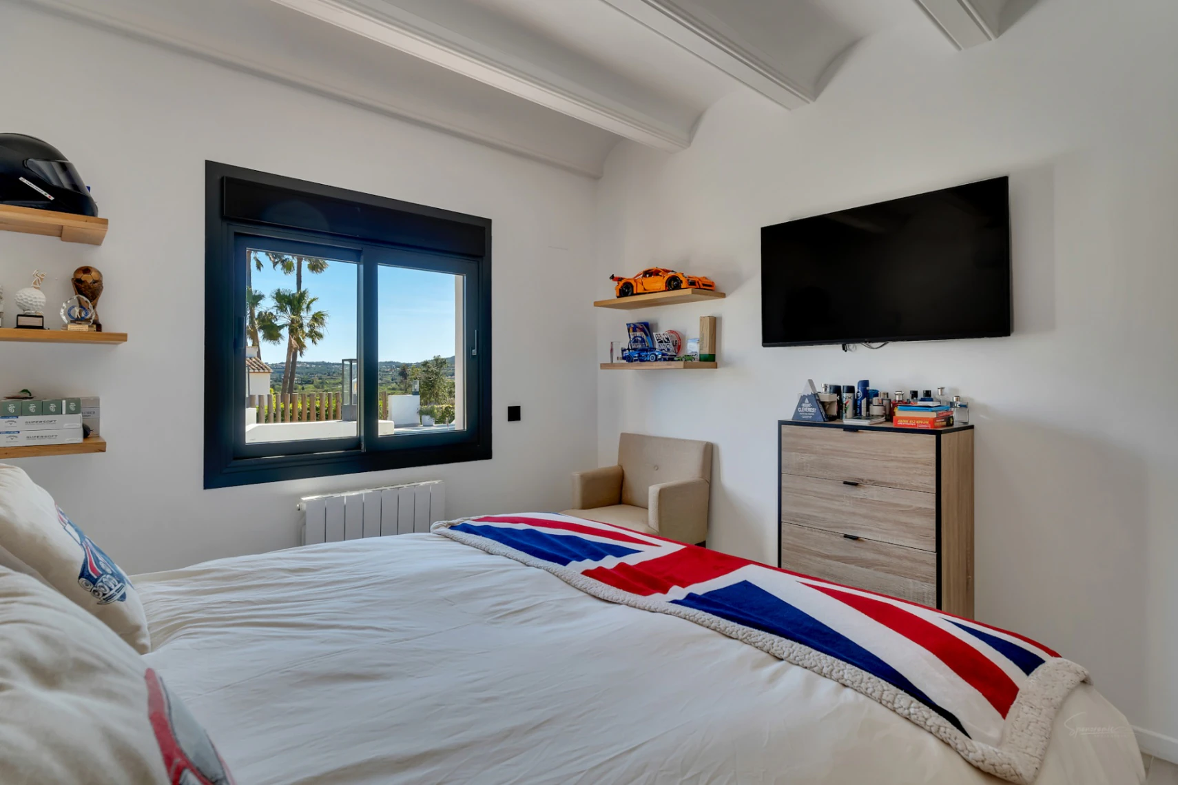4869 - Villa à vendre à Jávea avec vue sur le Montgó, piscine privée et design exclusif