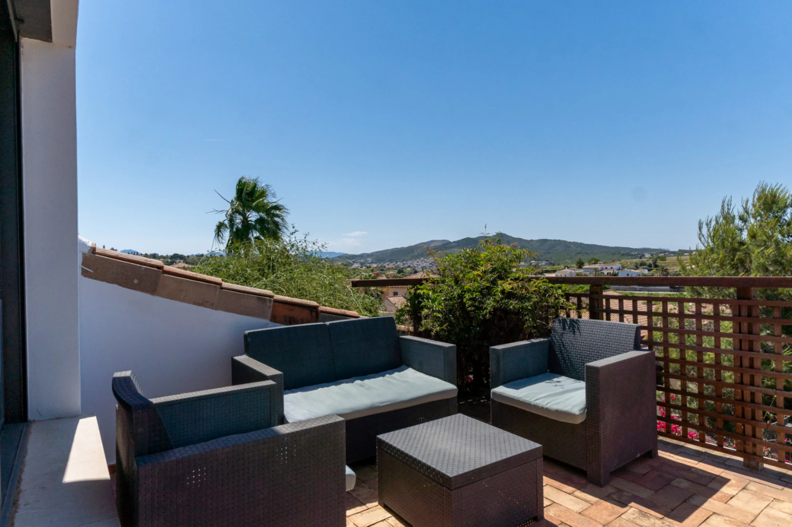 4724 - Villa impressionnante à vendre à Jávea, avec piscine intérieure et extérieure