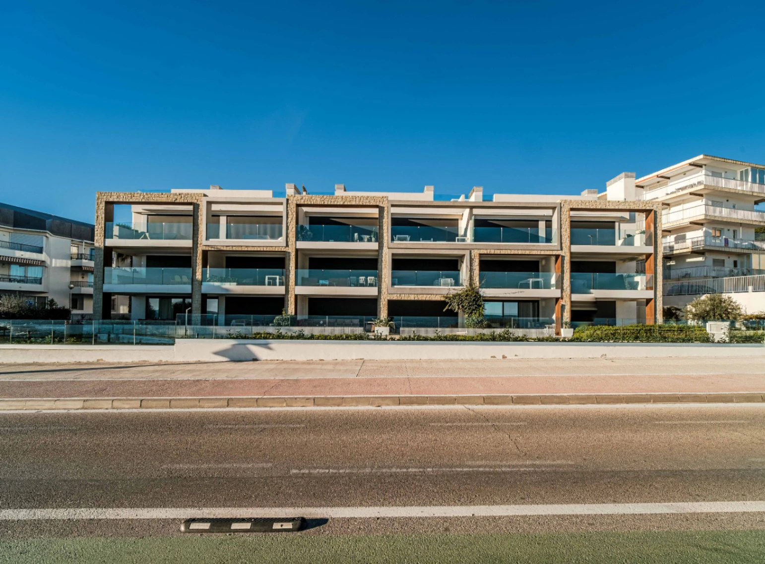 CR1057 - Atico tríplex en el Montañar I de Jávea a solo 5 metros del mar