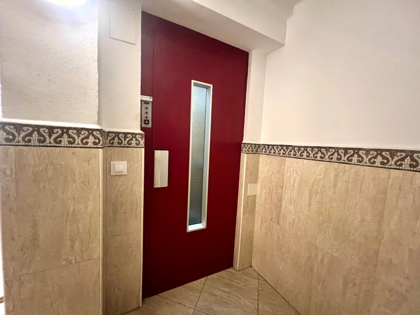 4664 - Apartamento en Jávea con vistas al mar y 2 patios interiores