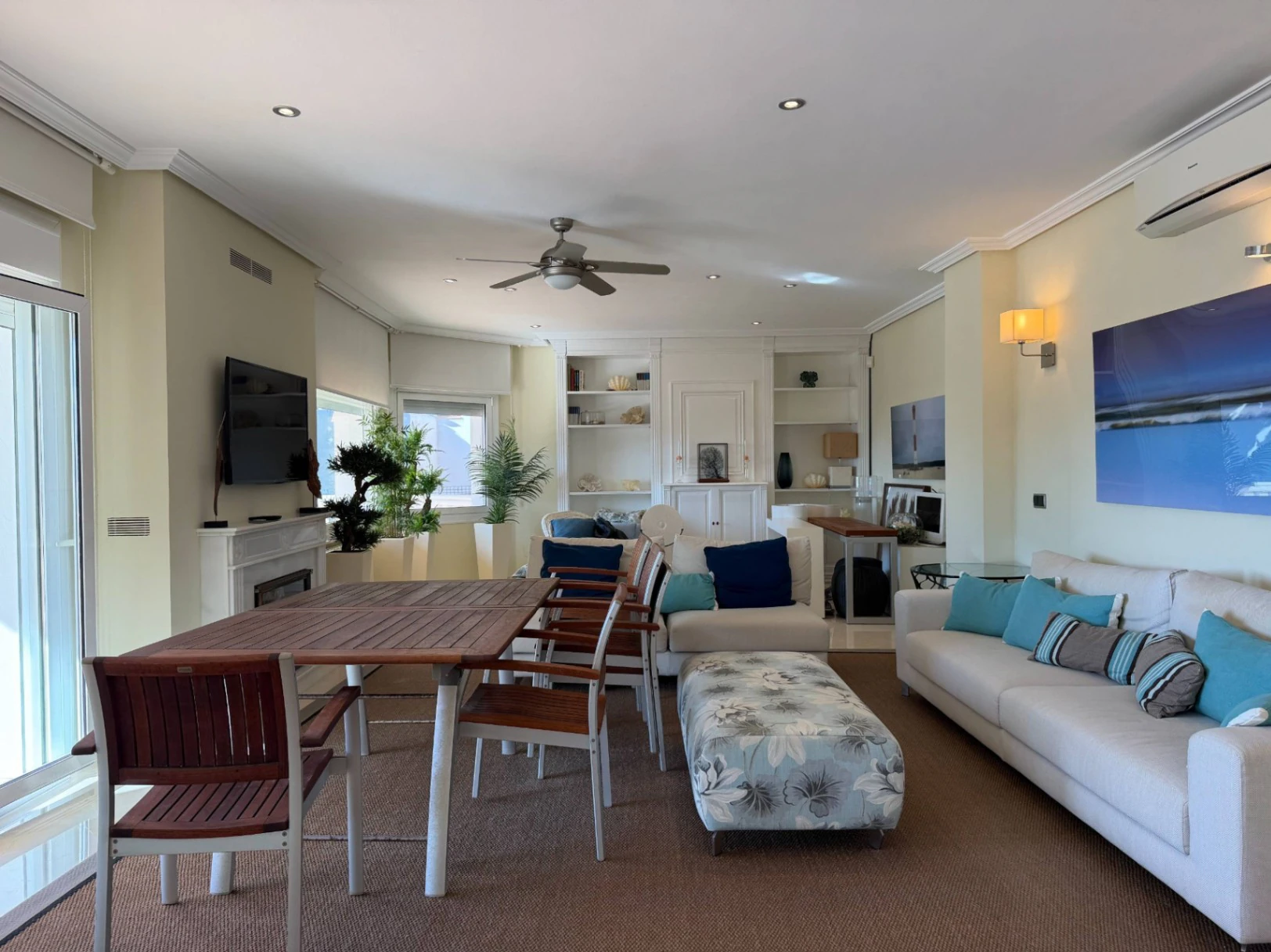 CR1054 - Exclusiva villa mediterránea con vistas al mar y al puerto deportivo en Moraira