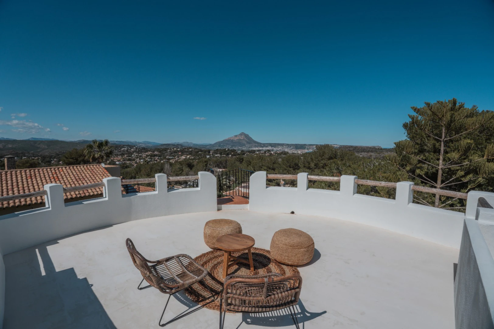 4718 - Exclusive fully refurbished villa in Balcón al Mar, Jávea