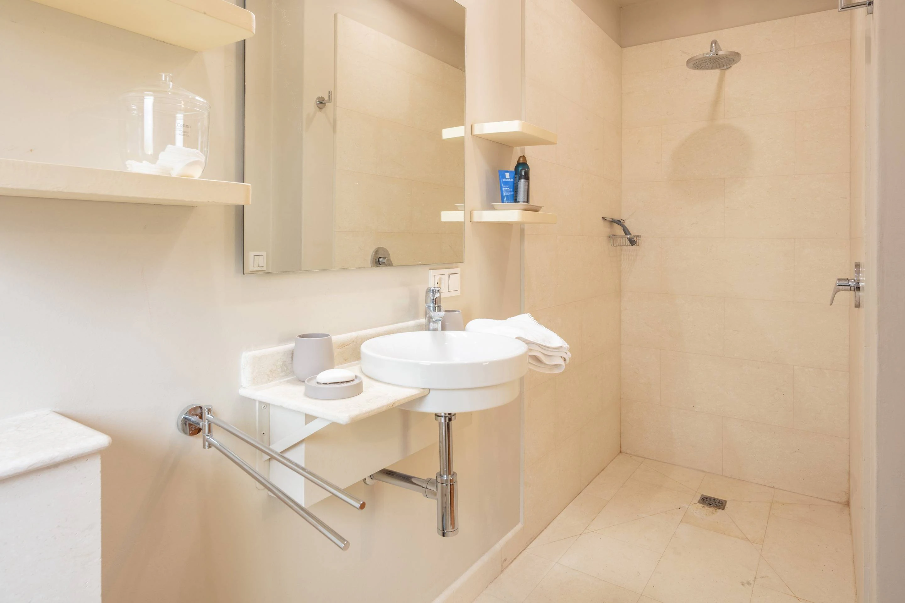 CRCH1016 - Villa in the area of Montgo Jávea, with 2 independent apartments