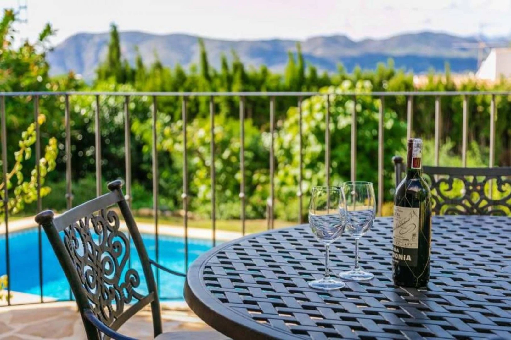 CRCH1016 - Villa in the area of Montgo Jávea, with 2 independent apartments