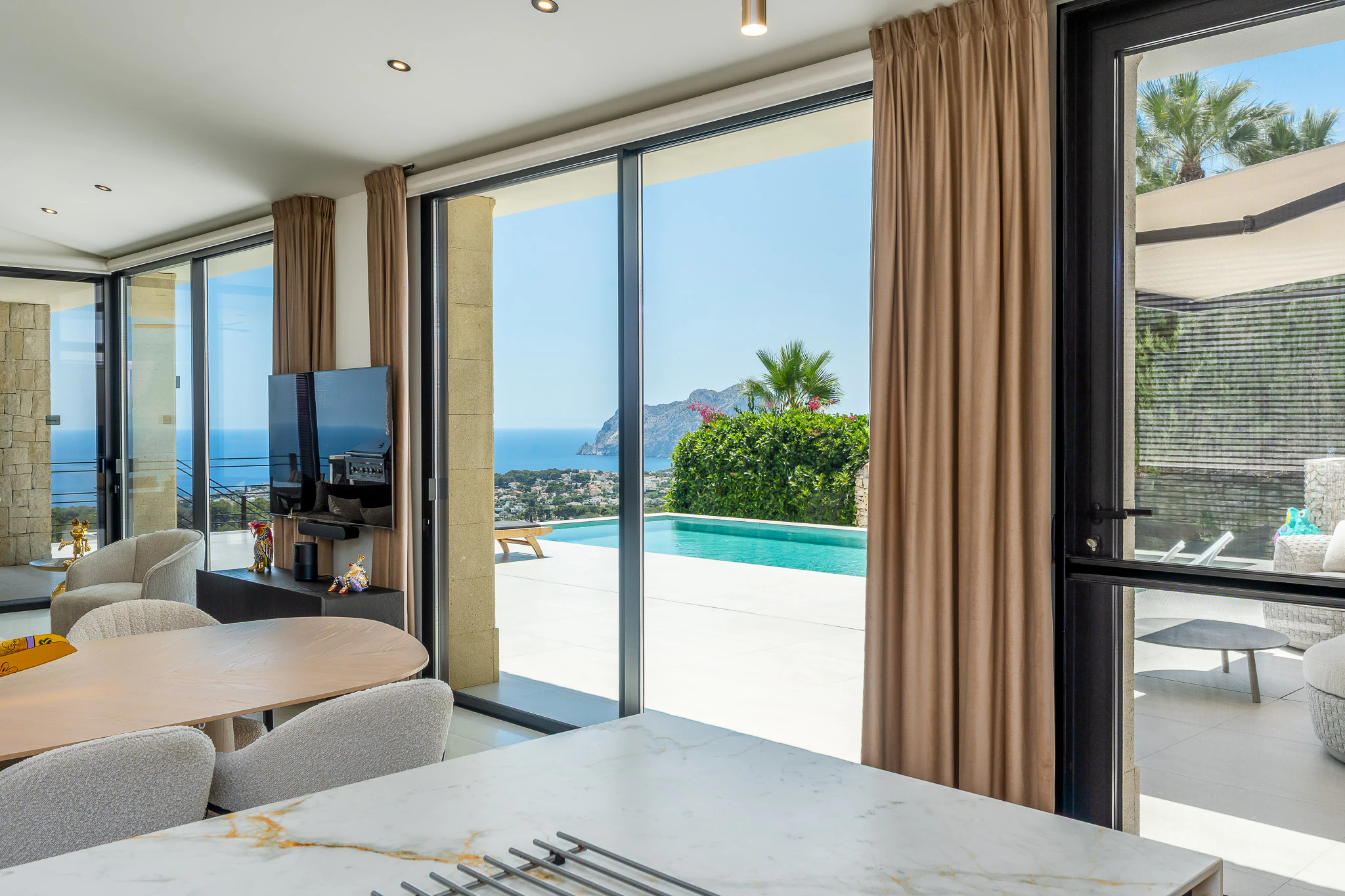 CRCB12849 - Villa moderna mediterránea de ensueño con vistas al mar en venta en Benissa