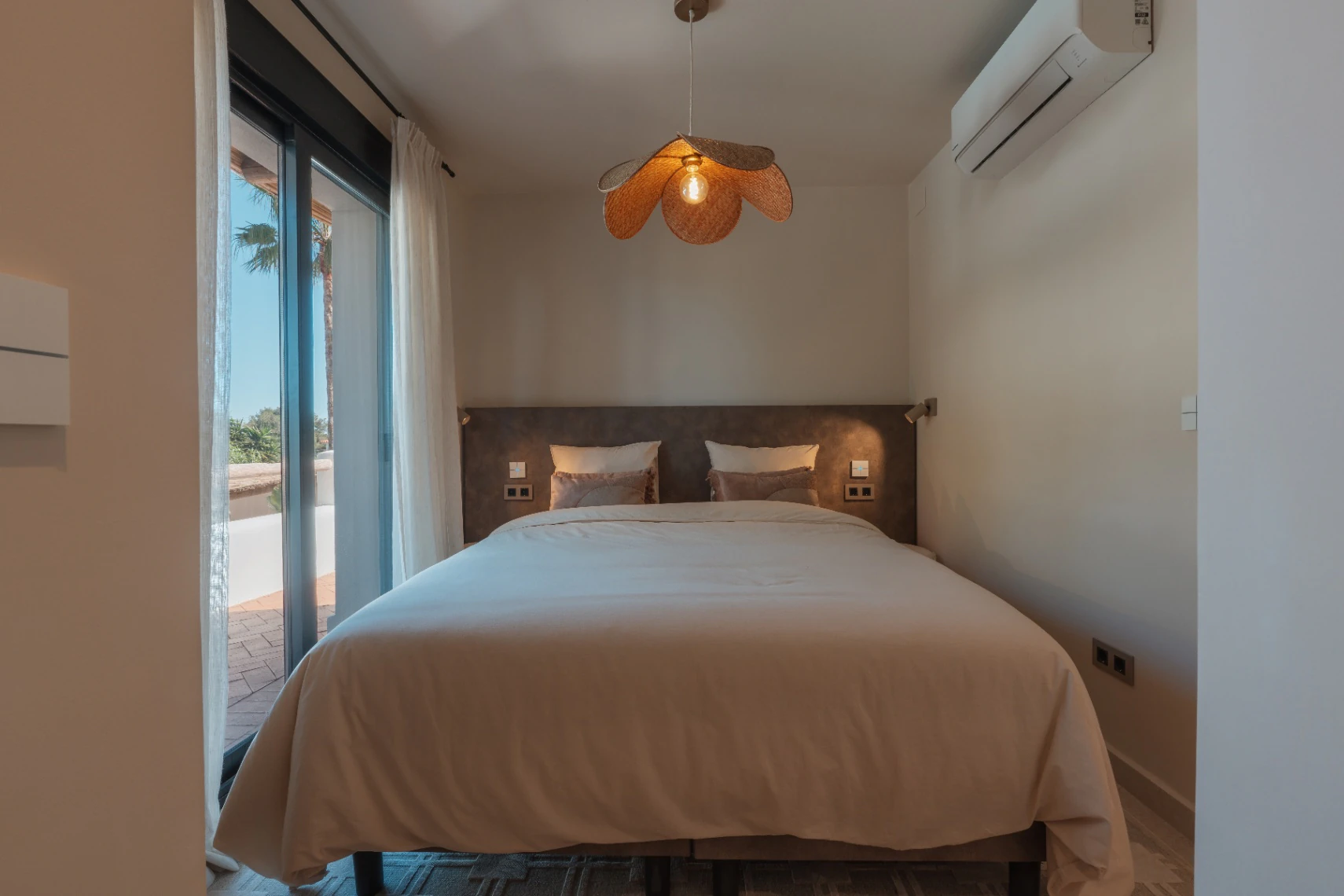 4718 - Exclusive fully refurbished villa in Balcón al Mar, Jávea