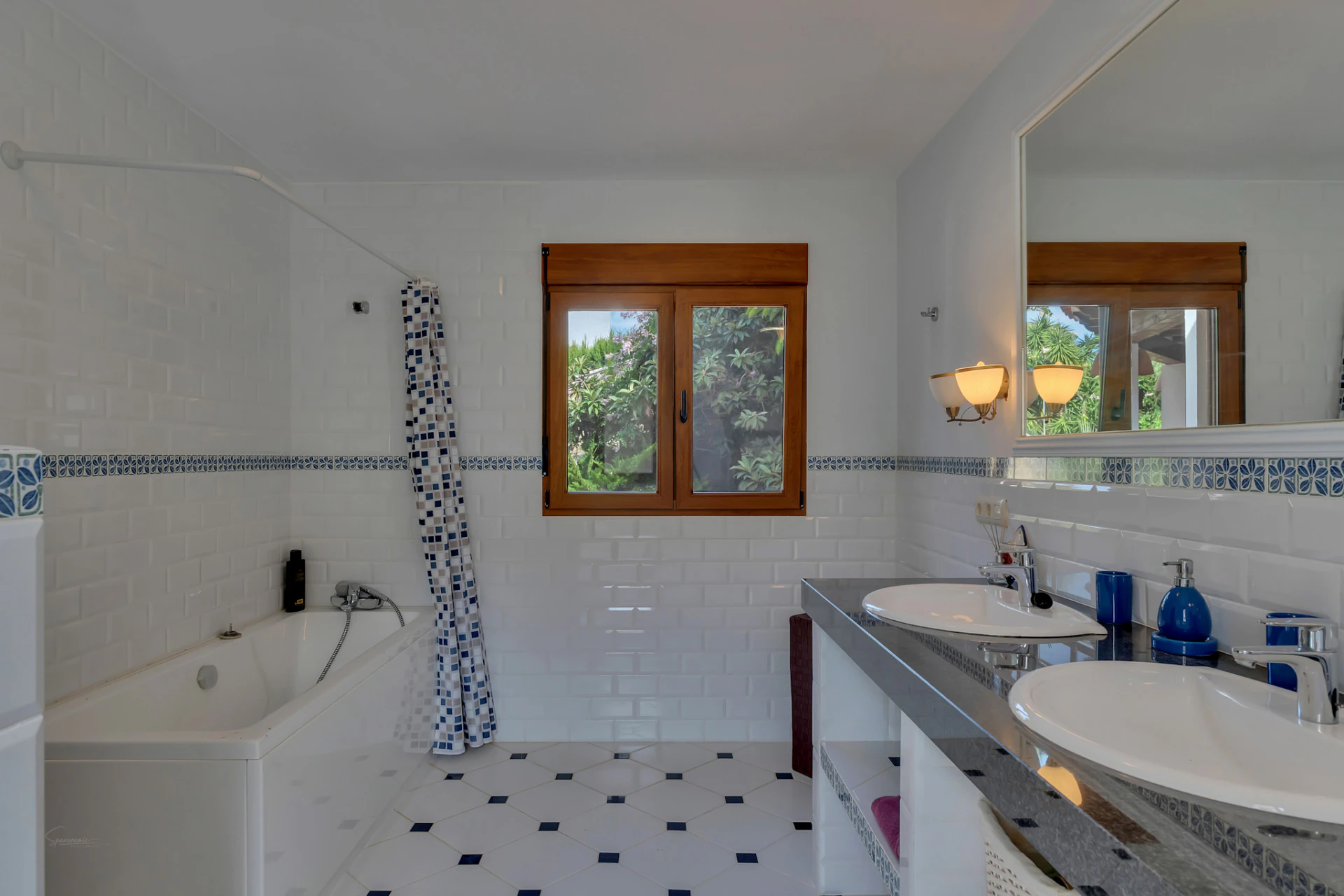 CRI791004 - Chalet/Villa en venta en Denia