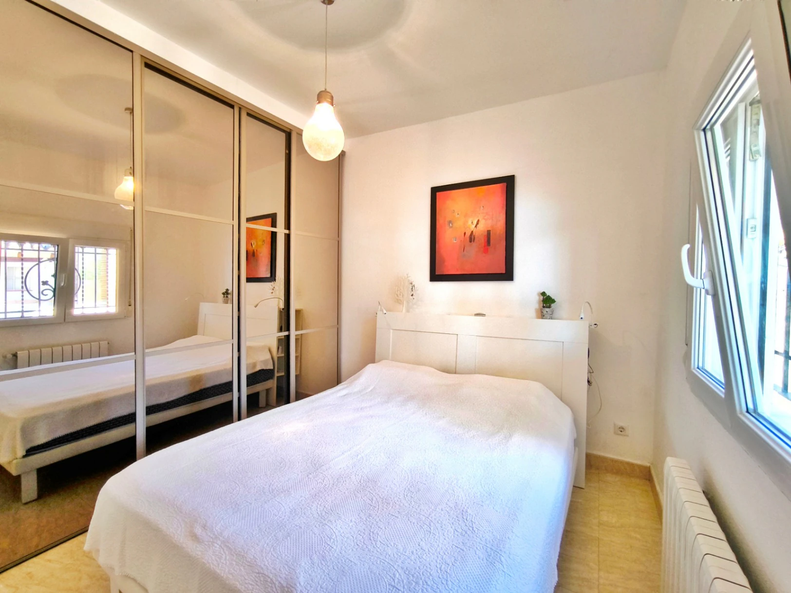CRLN525524 - Villa con apartamento de invitados y vistas al mar en Dénia
