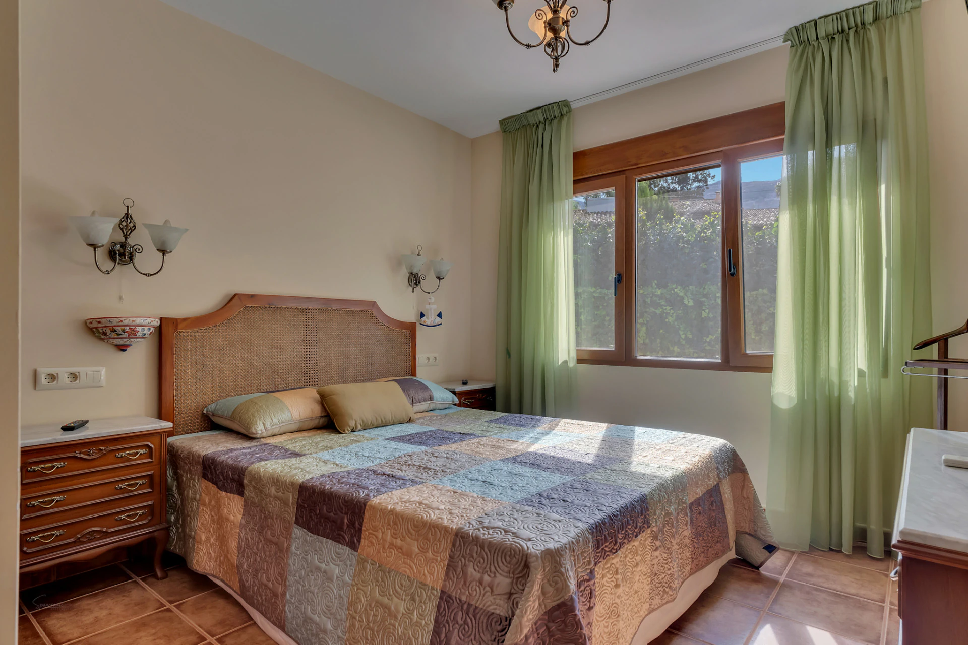 CRI791004 - Chalet/Villa en venta en Denia