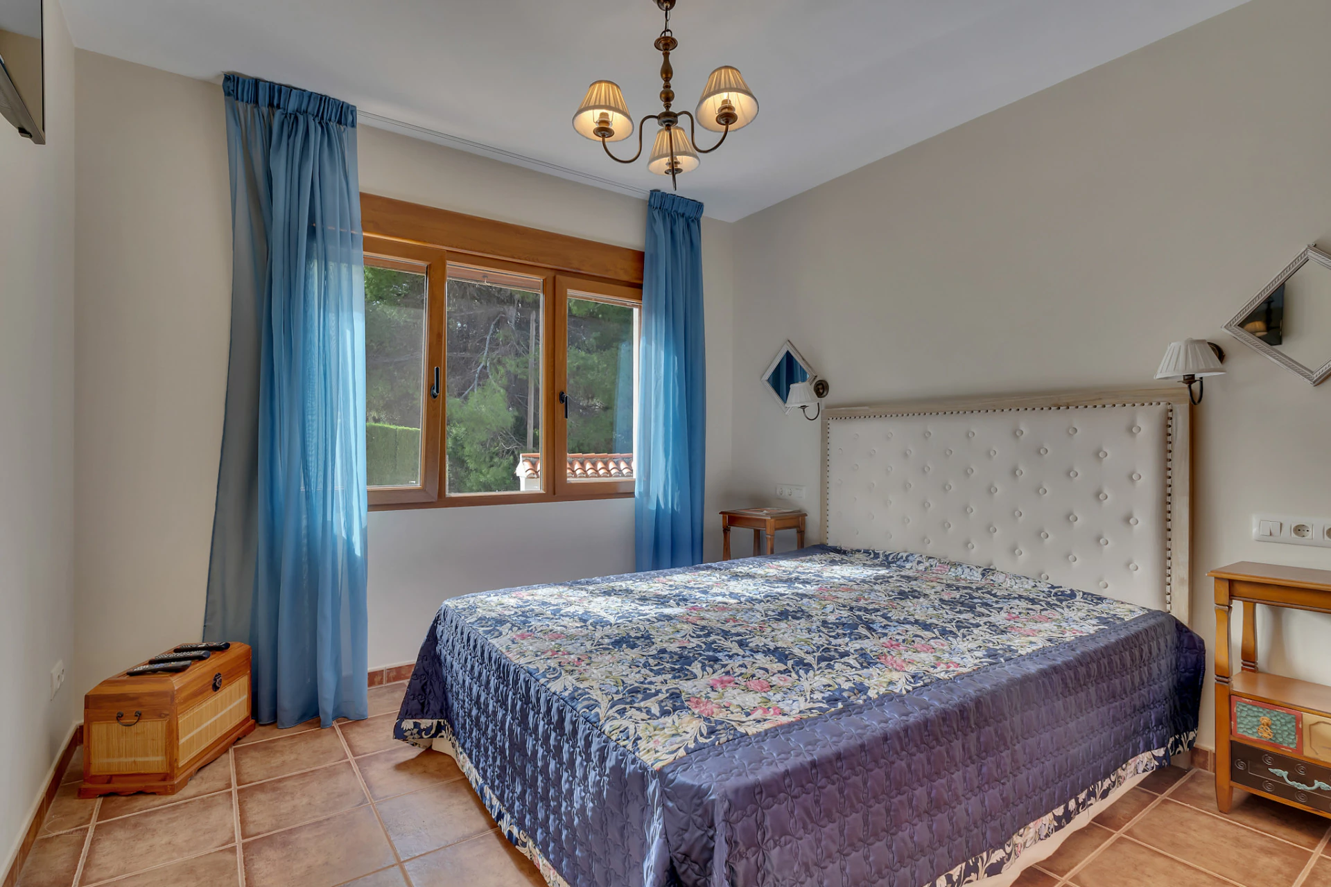 CRI791004 - Chalet/Villa en venta en Denia