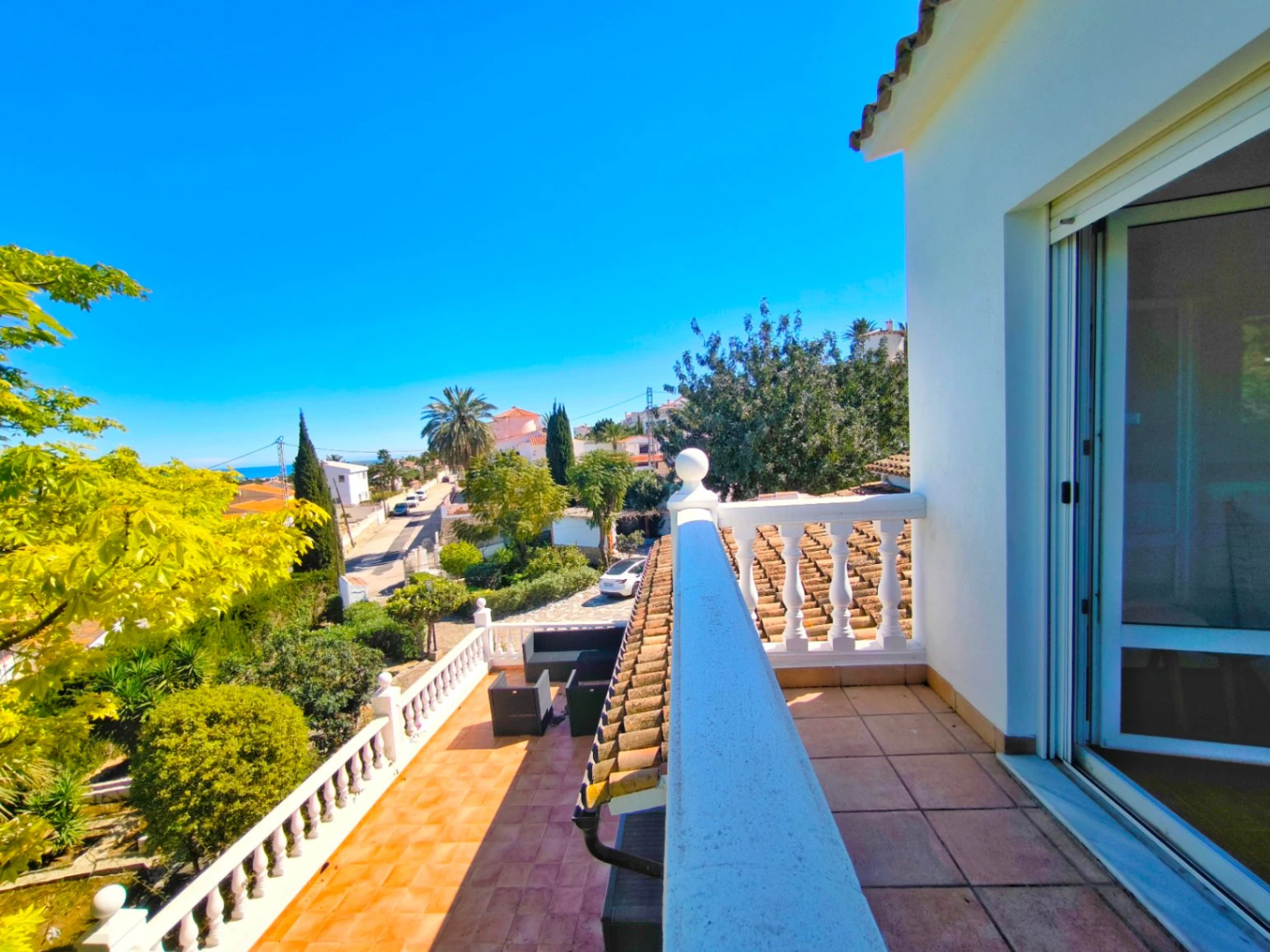CRLN525524 - Villa con apartamento de invitados y vistas al mar en Dénia
