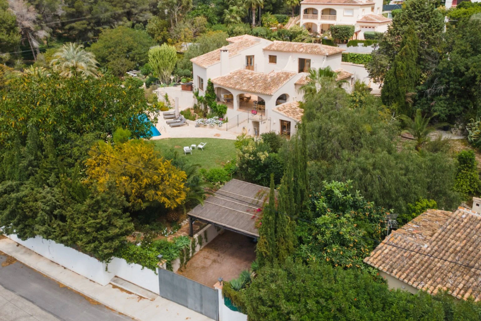 CRCH1016 - Villa in the area of Montgo Jávea, with 2 independent apartments