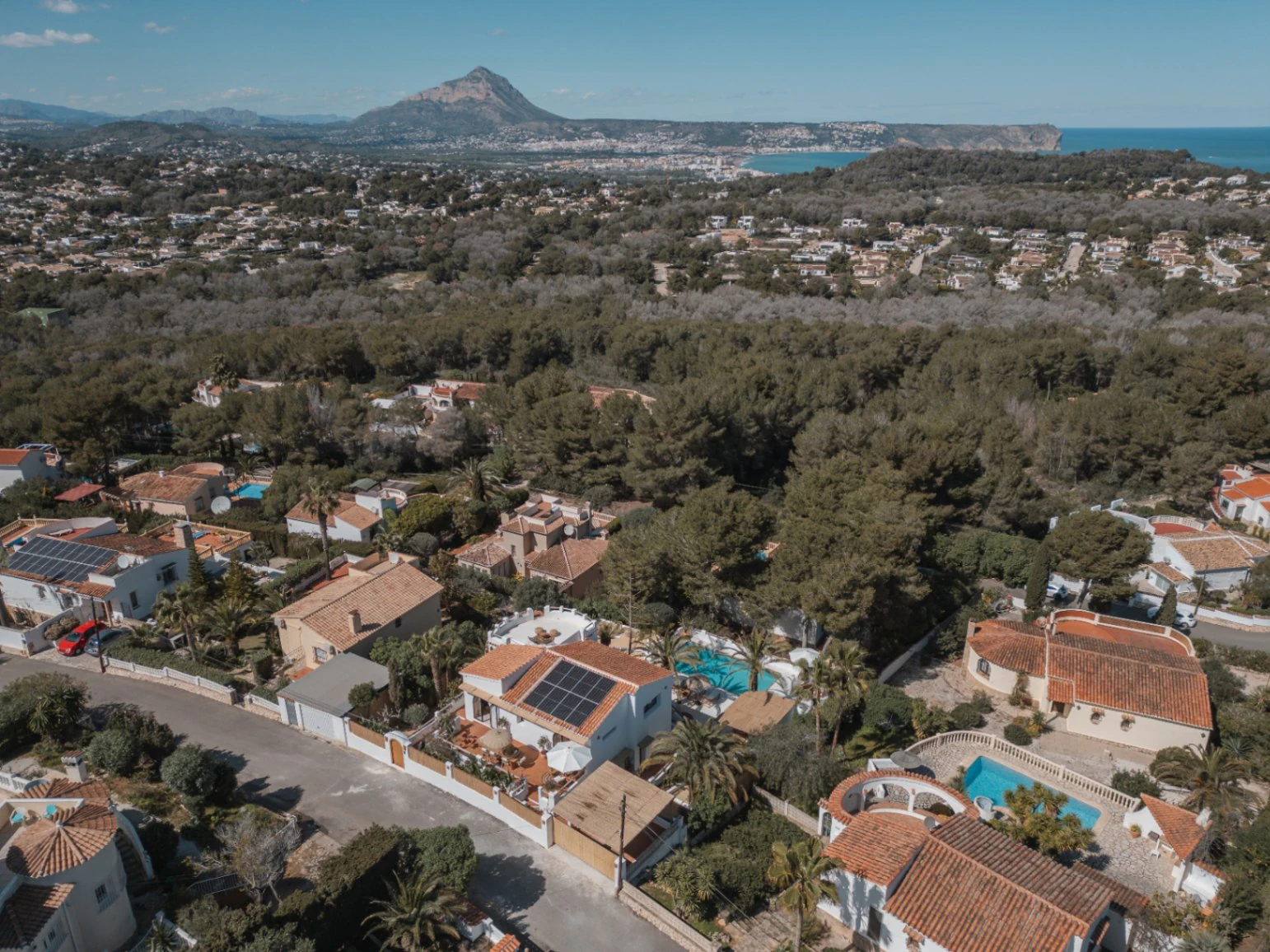 4718 - Exclusive fully refurbished villa in Balcón al Mar, Jávea