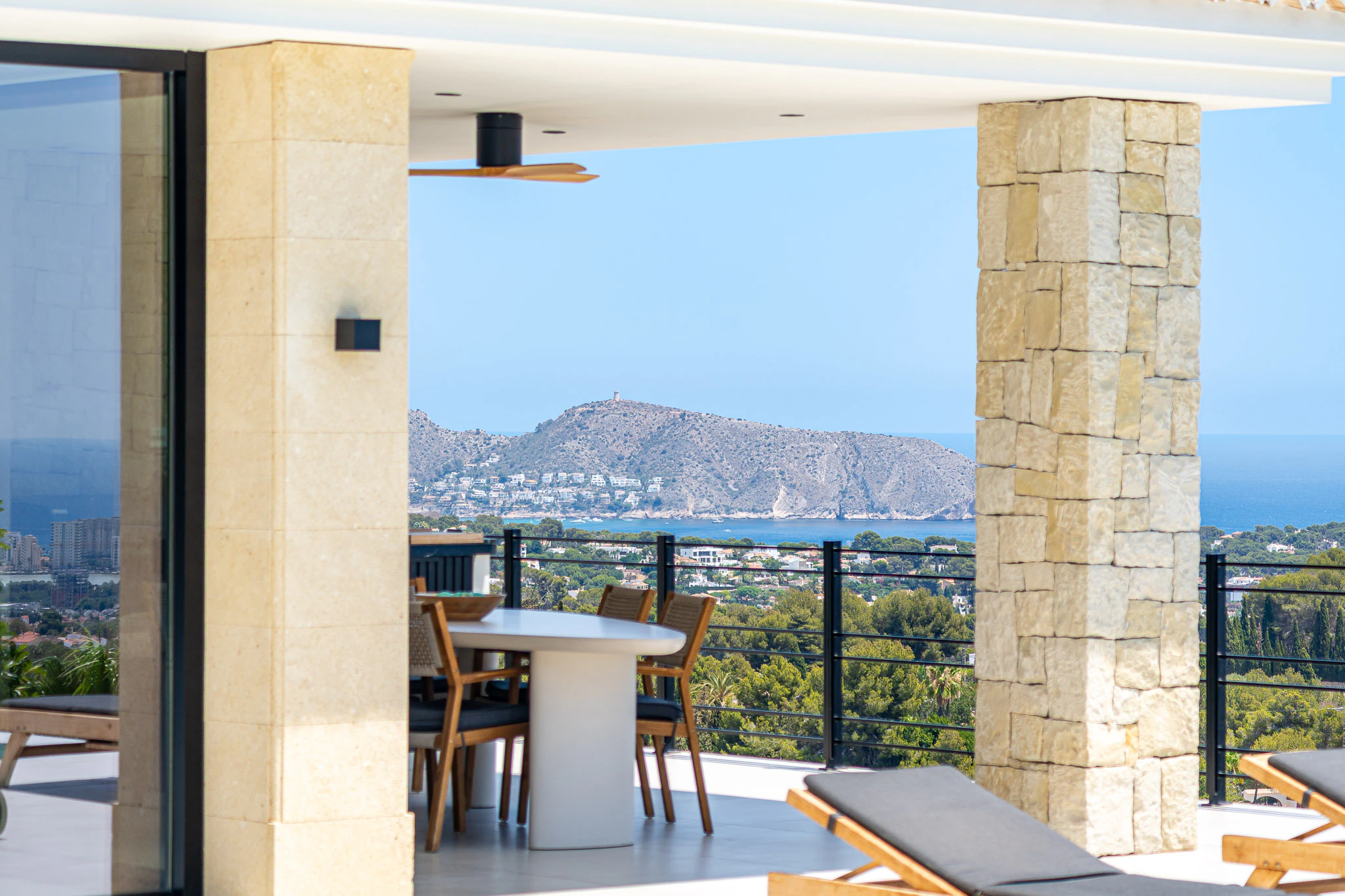 CRCB12849 - Villa moderna mediterránea de ensueño con vistas al mar en venta en Benissa