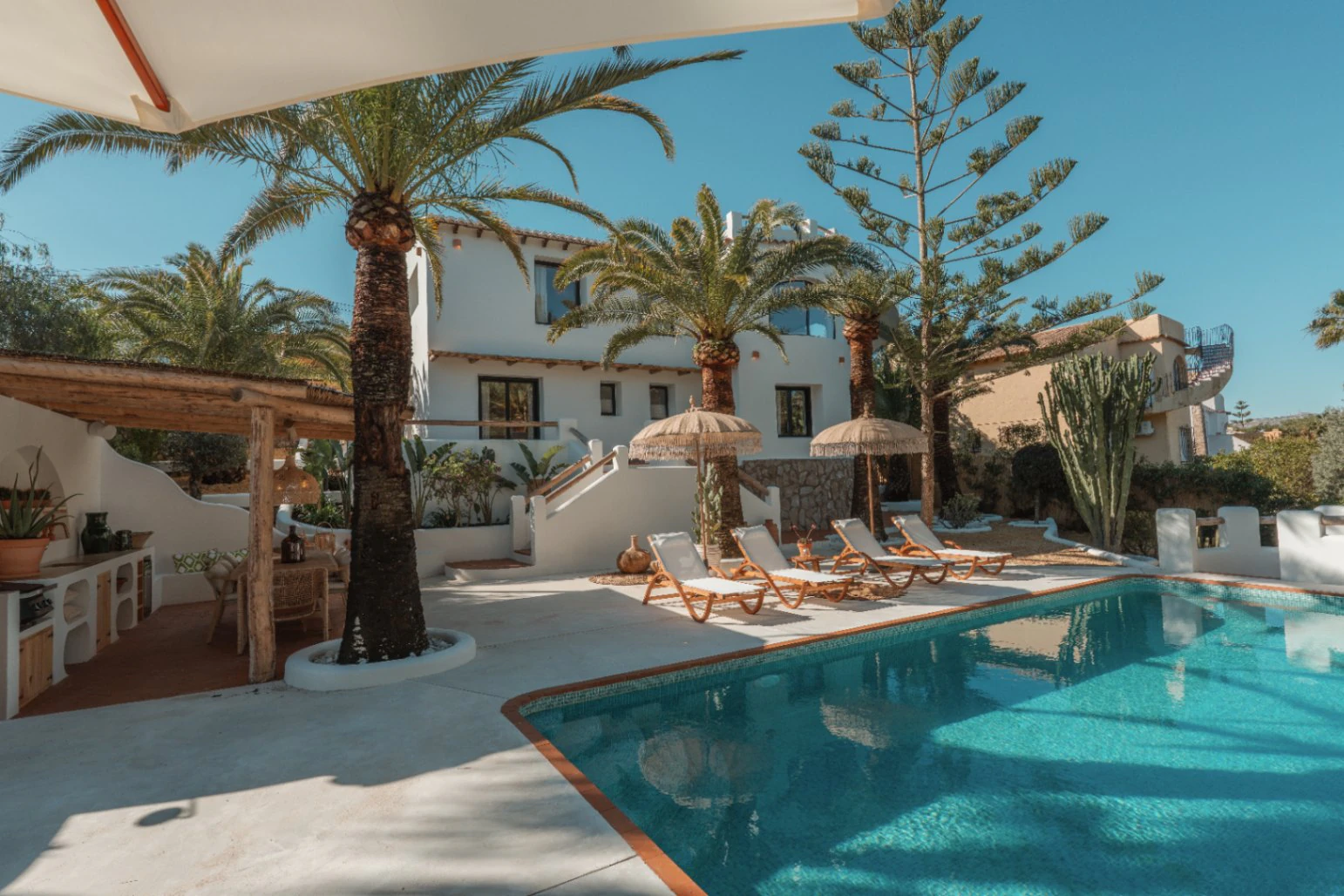 4718 - Exclusive fully refurbished villa in Balcón al Mar, Jávea