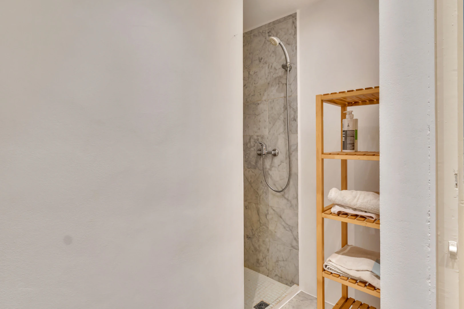 4827 - Apartamento cerca del mar, ubicado en la demandada zona del puerto de Jávea