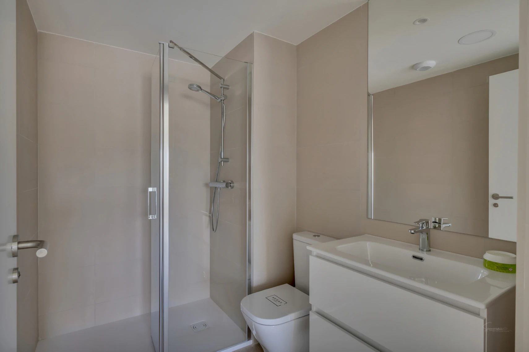 4764 - APARTAMENTO RECIEN CONSTRUIDO UBICADO EN UNA ZONA PRIVILEGIADA