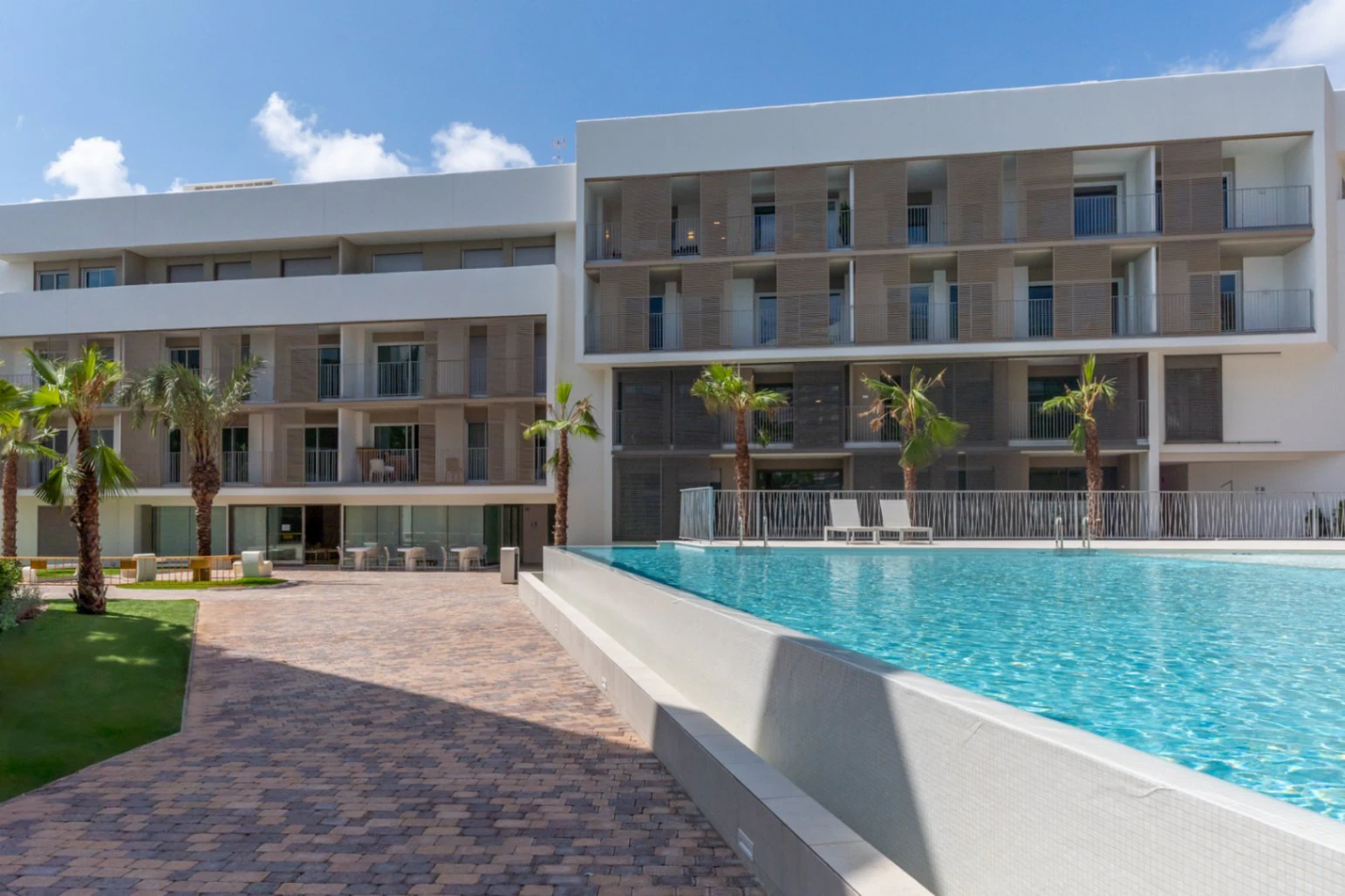 4764 - APARTAMENTO RECIEN CONSTRUIDO UBICADO EN UNA ZONA PRIVILEGIADA