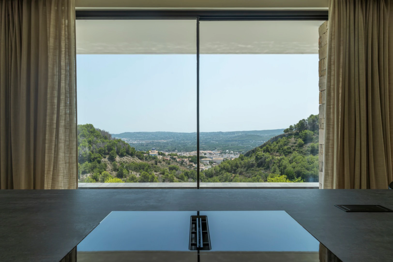 4877 - Exclusiva villa de lujo en venta en Jávea, con vistas panorámicas al mar y a la montaña