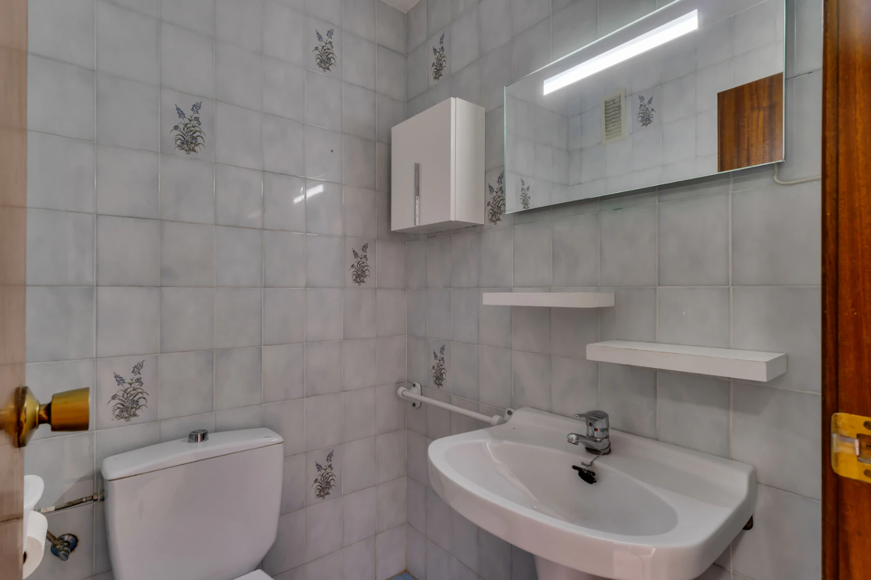 4756 - Apartamento con piscina ubicado a 100 metros de la playa