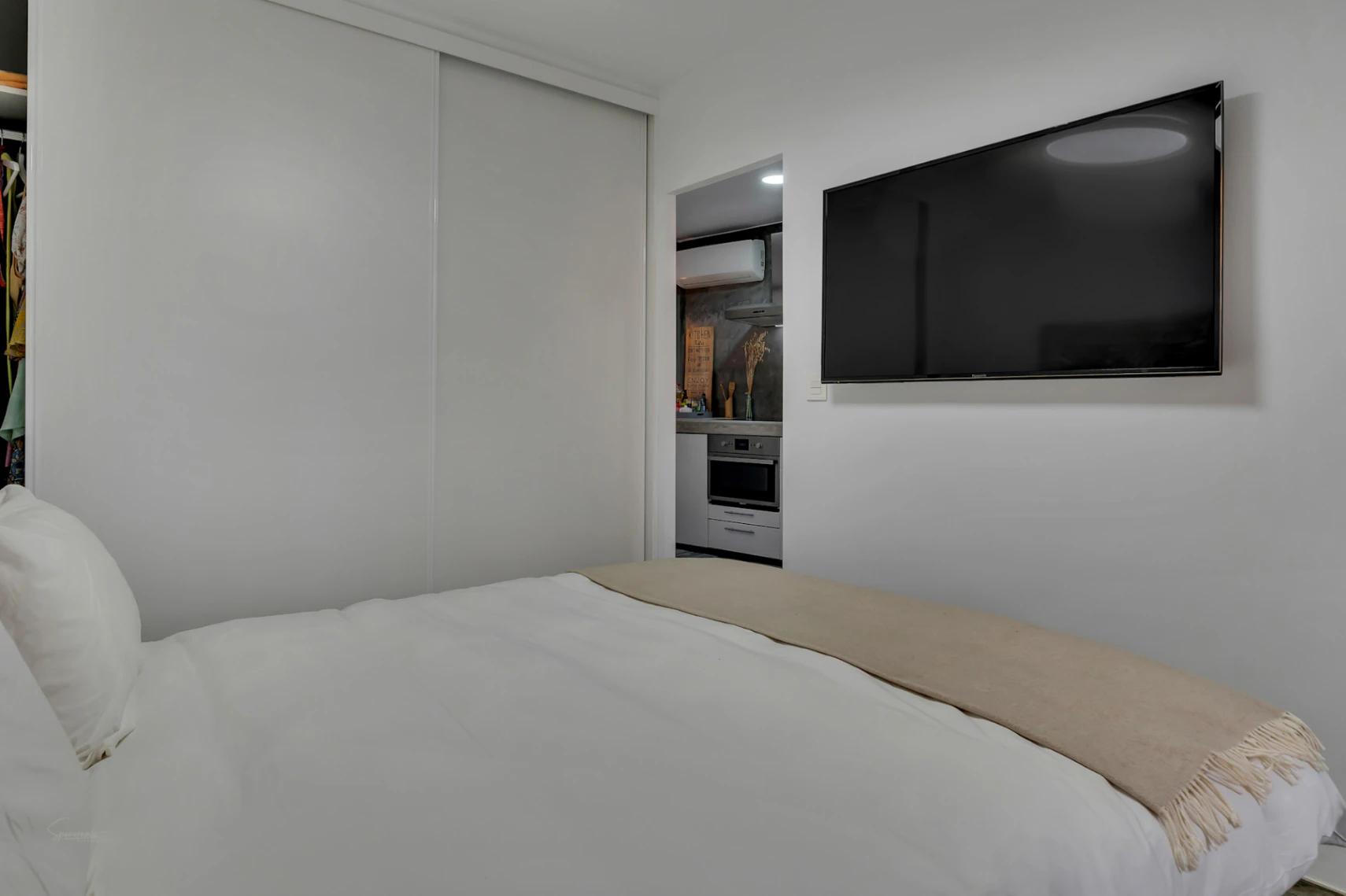 4859 - Apartamento reformado con piscina cerca del mar