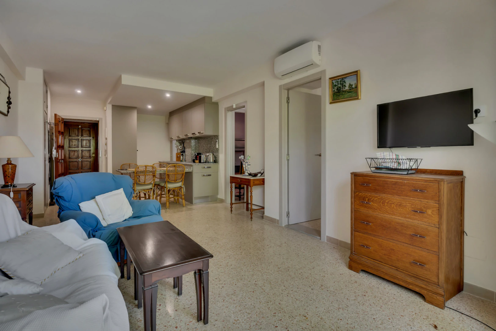 4875 - Apartamento reformado de 2 habitaciones a tan solo 225 metros de la playa