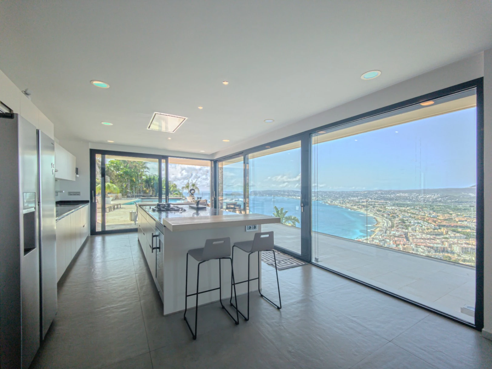4746 - Villa de estilo moderno, con impresionantes vistas al mar en Jávea, Cuesta San Antonio